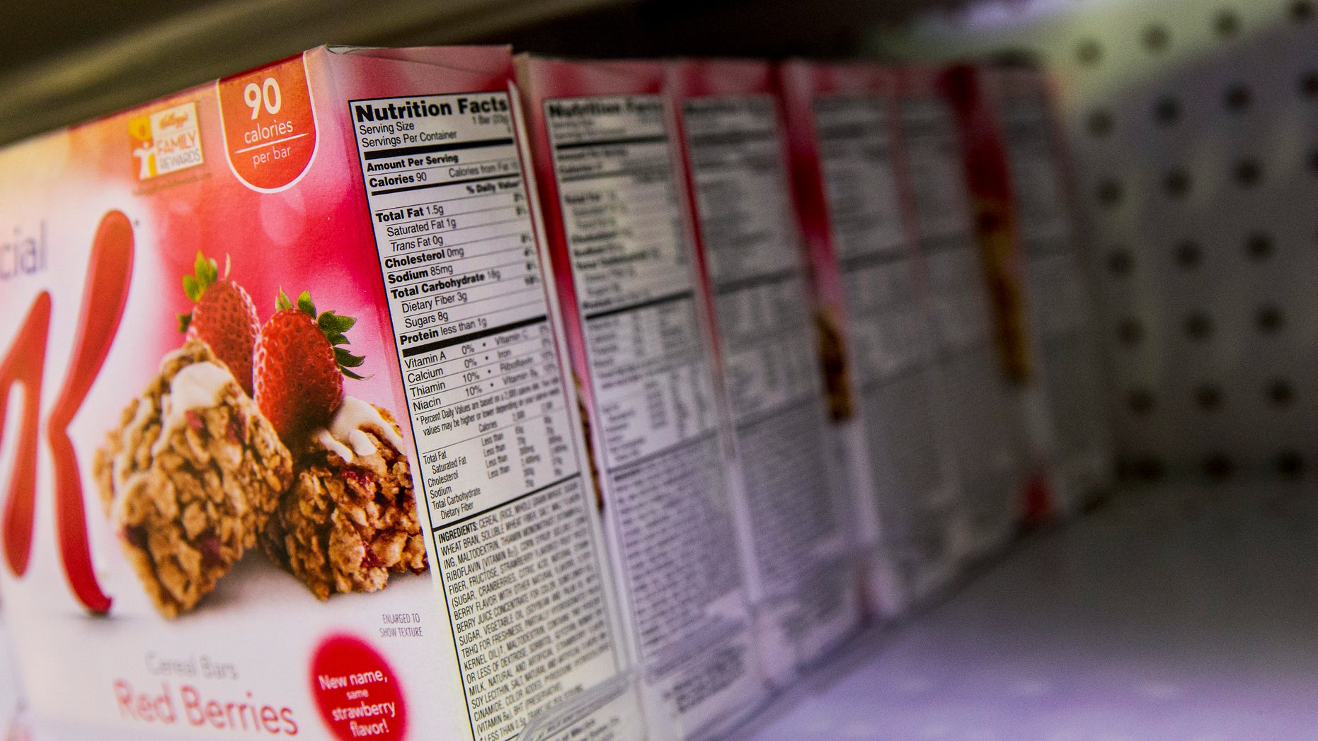 The Nutrition Facts label is seen on a box of Cereal Bars at a store in New York February 27, 2014. (REUTERS/Brendan McDermid)