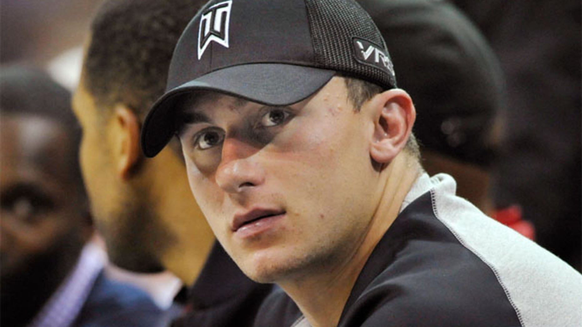 Troubled quarterback Johnny Manziel reportedly got engaged to marry his model girlfriend.