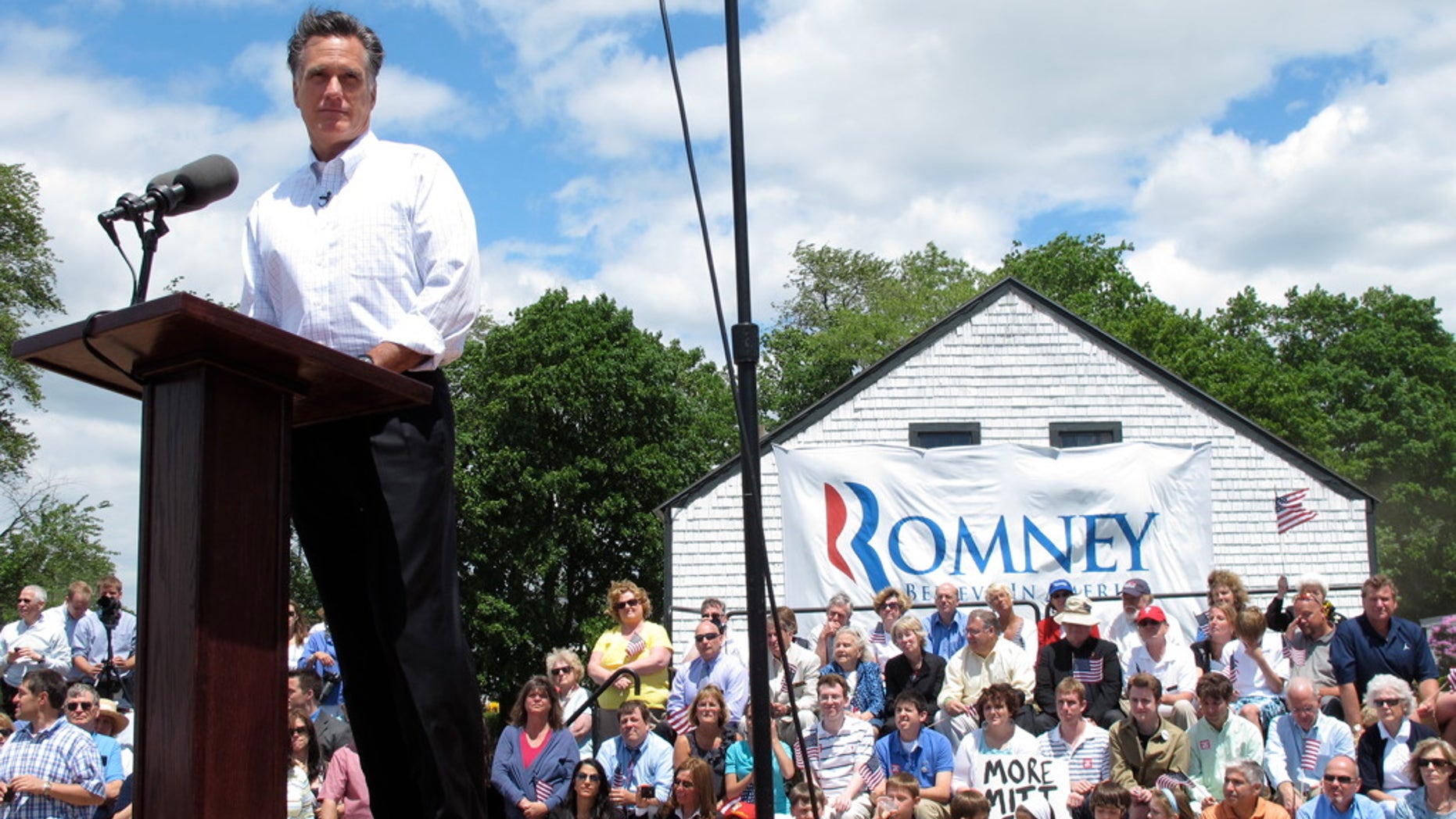 Mitt Romney announces he is running for president, Thursday, June 2, 2011, during a campaign event at Bittersweet Farm in Stratham, N.H.(FNC)