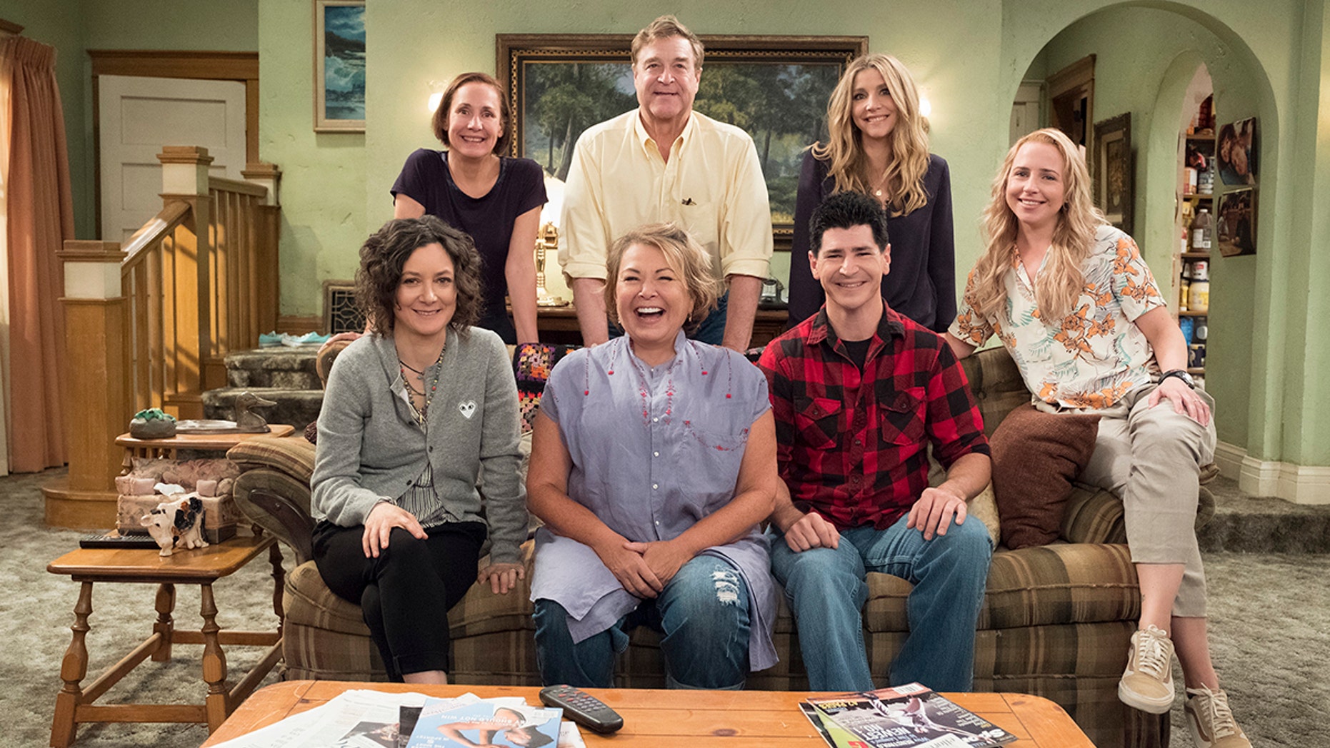 ROSEANNE - "Roseanne," the timeless sitcom that broke new ground and dominated ratings in its original run, will return to ABC with all-new episodes, in a special hour-long premiere, TUESDAY, MARCH 27 (8:00-9:00 p.m. EDT). "Roseanne" will air in its regular time slot, 8:00-8:30 p.m., beginning TUESDAY, APRIL 3. (ABC/Adam Rose)
SARA GILBERT, LAURIE METCAF, ROSEANNE BARR, JOHN GOODMAN, MICHAEL FISHMAN, SARAH CHALKE, ALICIA GORANSON