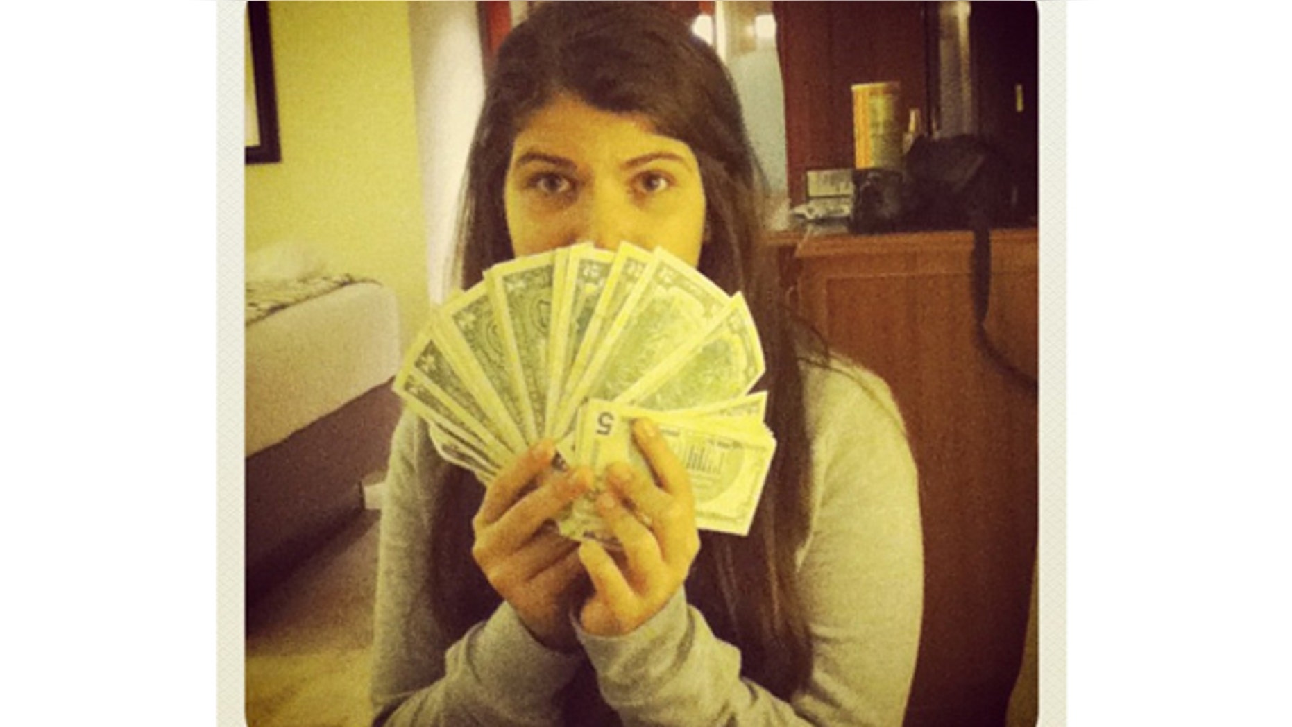 Rosines Chavez, 14, posted a photo of herself holding US dollars on photo-sharing app Instagram.