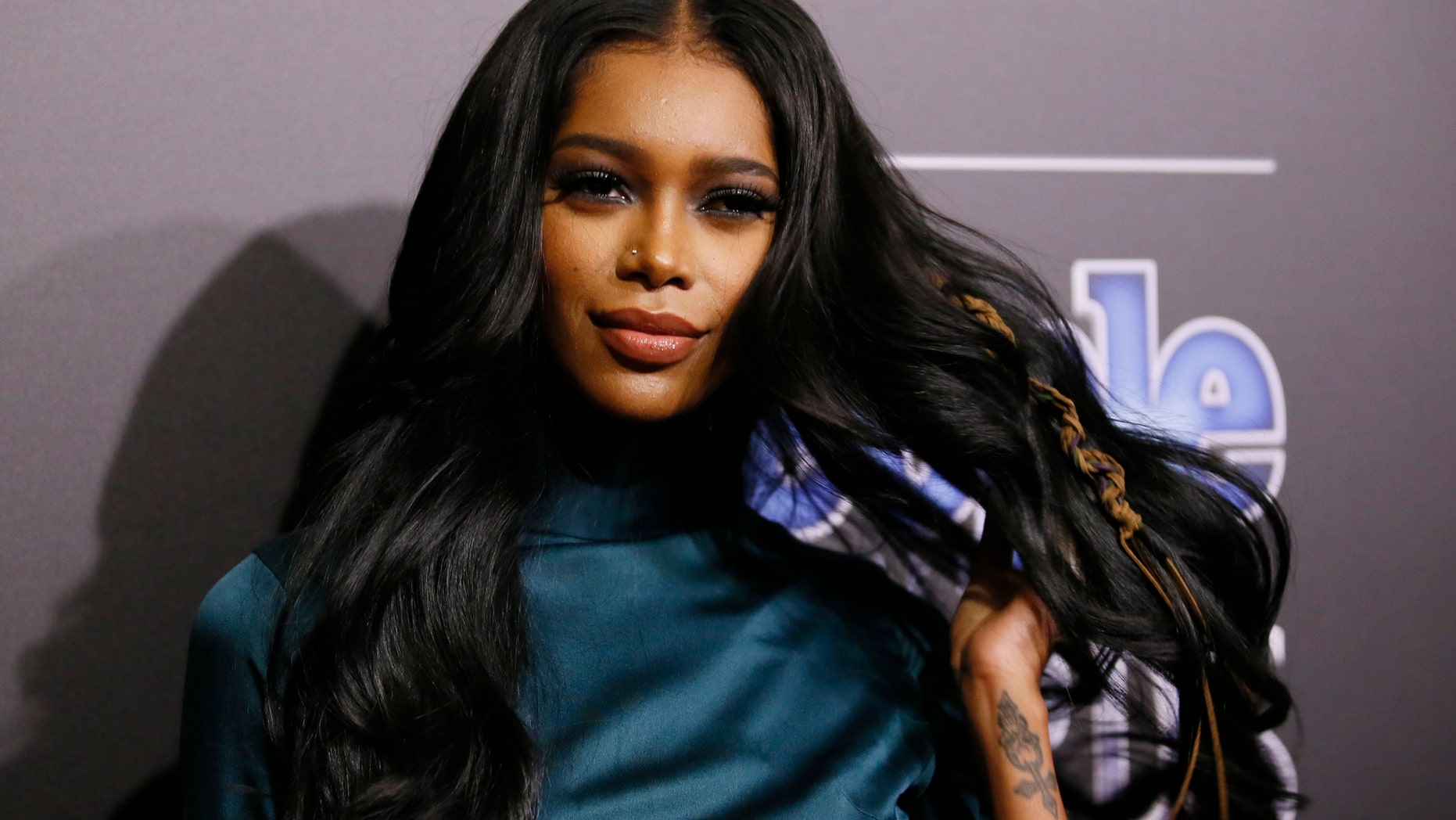 Model Jessica White says she'll always love Sean Penn | Fox News
