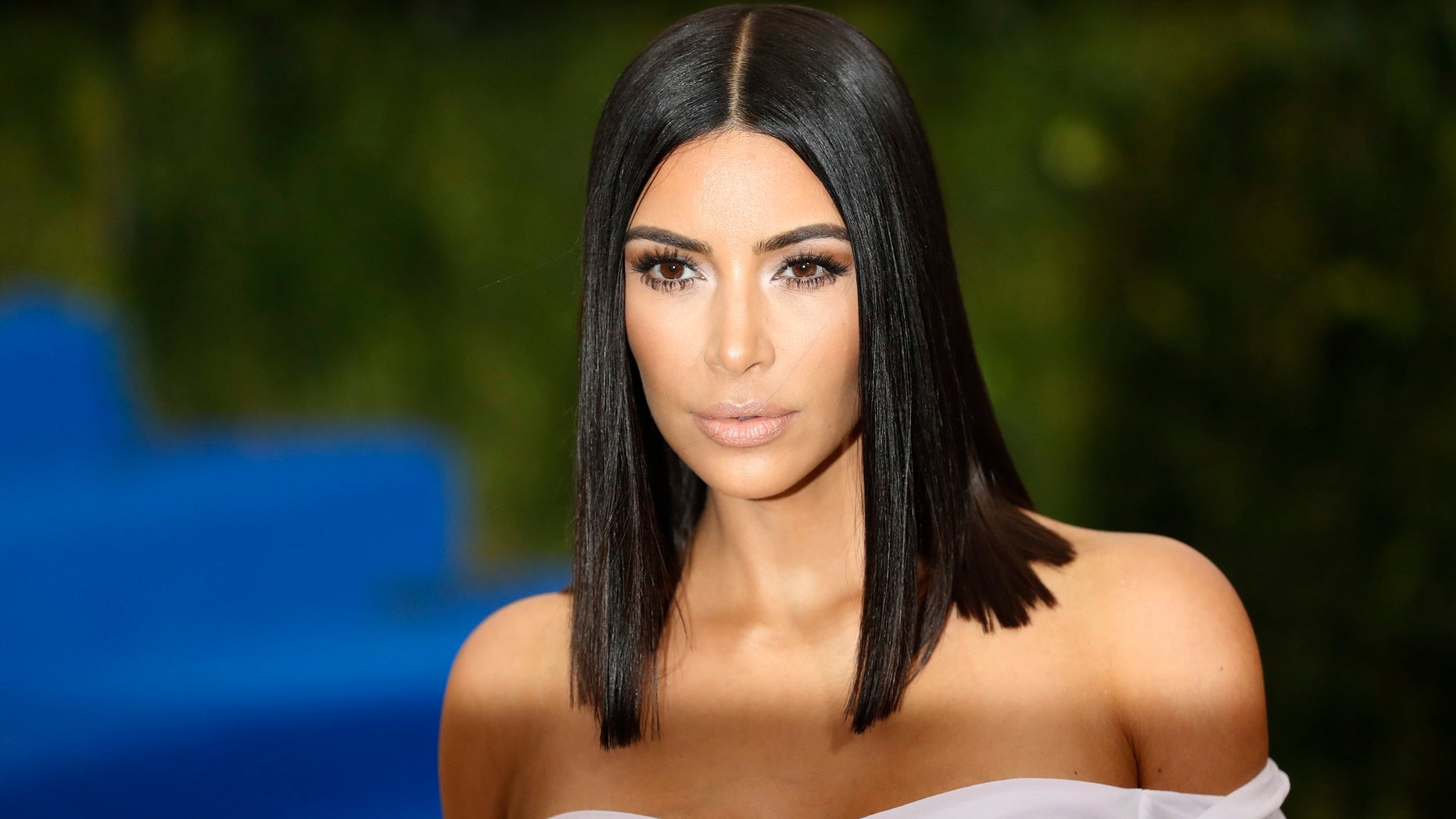 Kim Kardashian West is reportedly in talks with Jared Kushner in an effort to get a presidential pardon for a 62-year-old woman serving a life prison sentence for a nonviolent drug conviction.