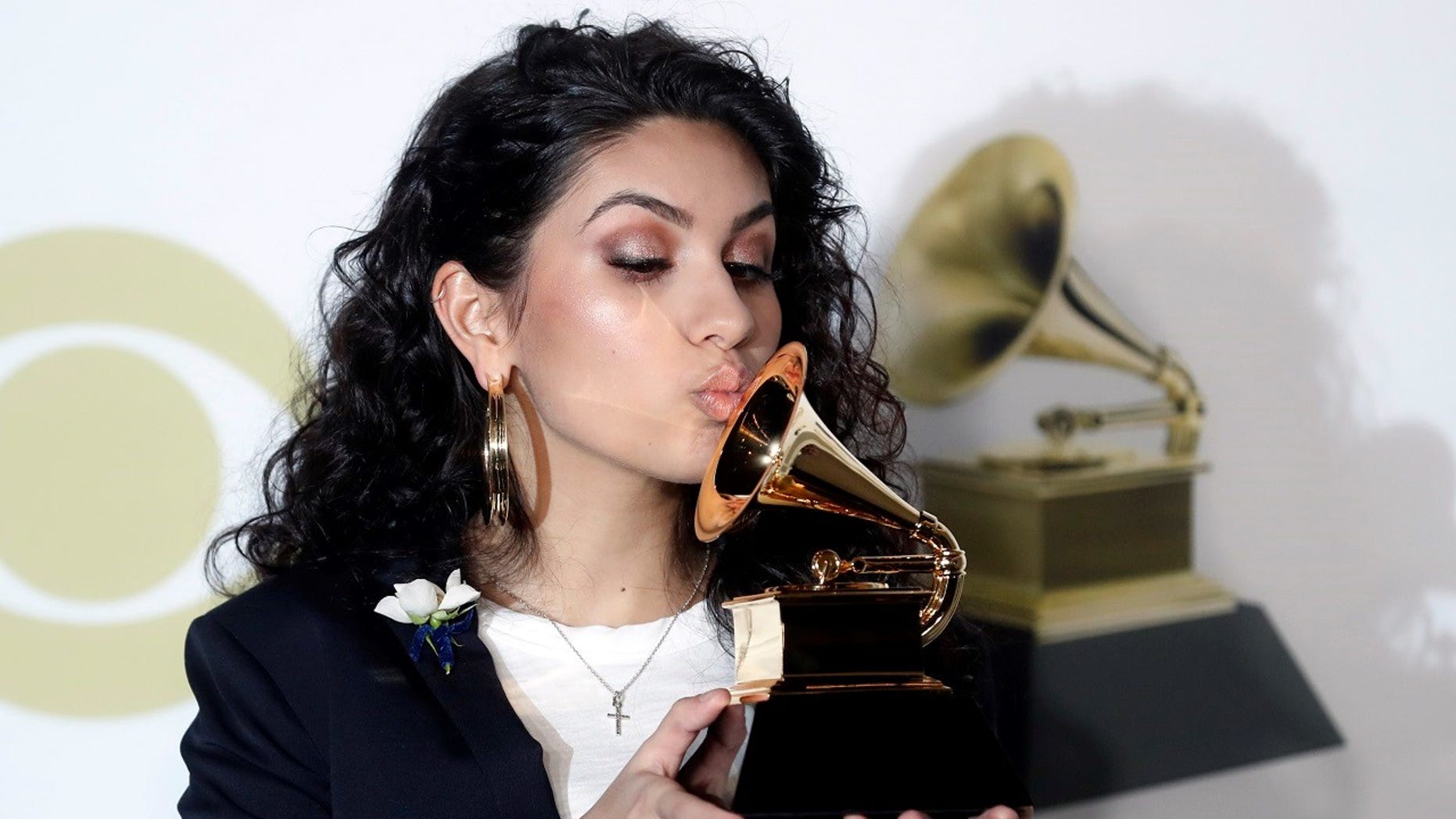 Alessia Cara defends best new artist Grammy win amid backlash | Fox News