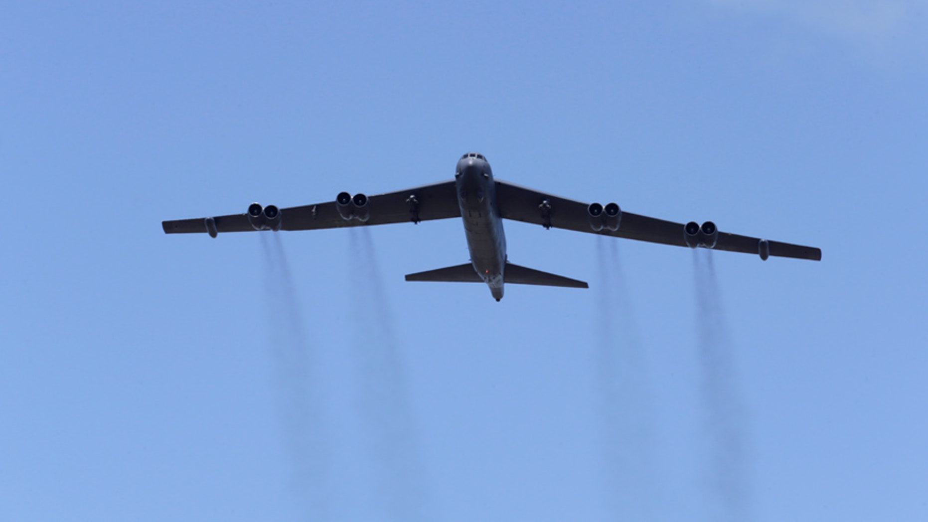 A U.S. B-52 bomber takes part in the "Saber Strike" NATO military exercise in Adazi, Latvia, June 13, 2016. REUTERS/Ints Kalnins - RTX2FYU3
