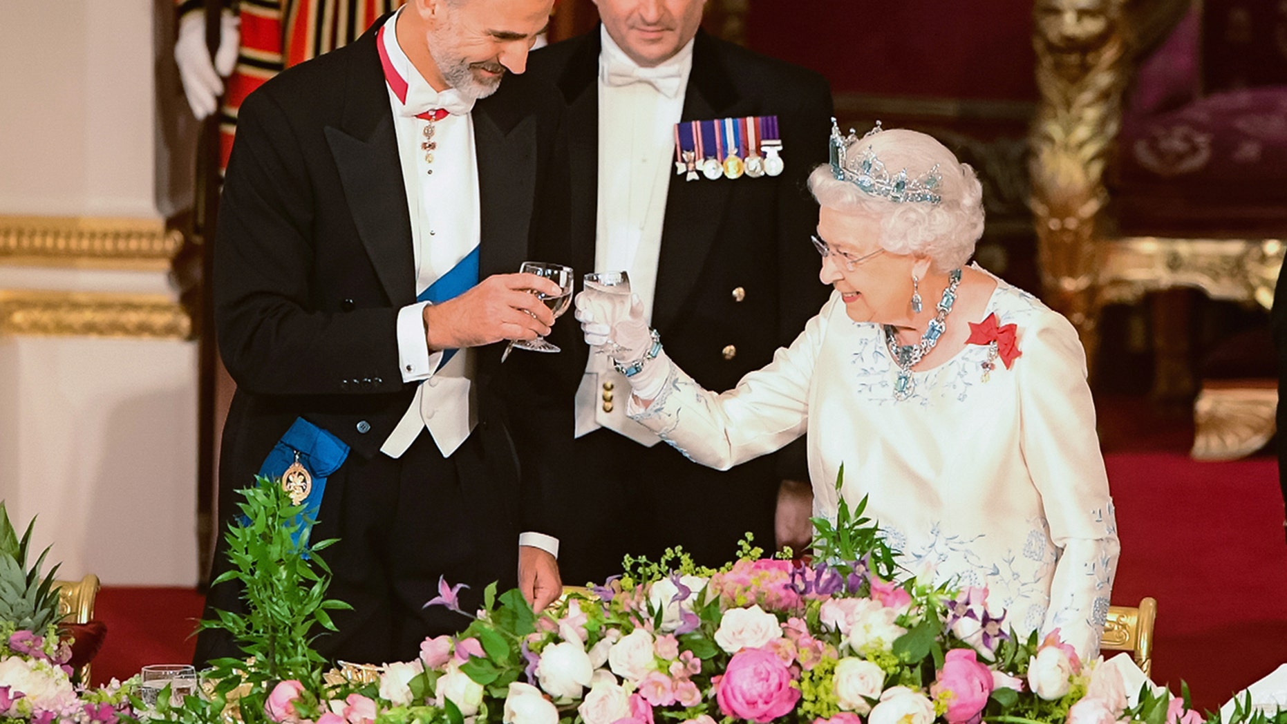 The Queen of England is not ashamed to imbibe a little.