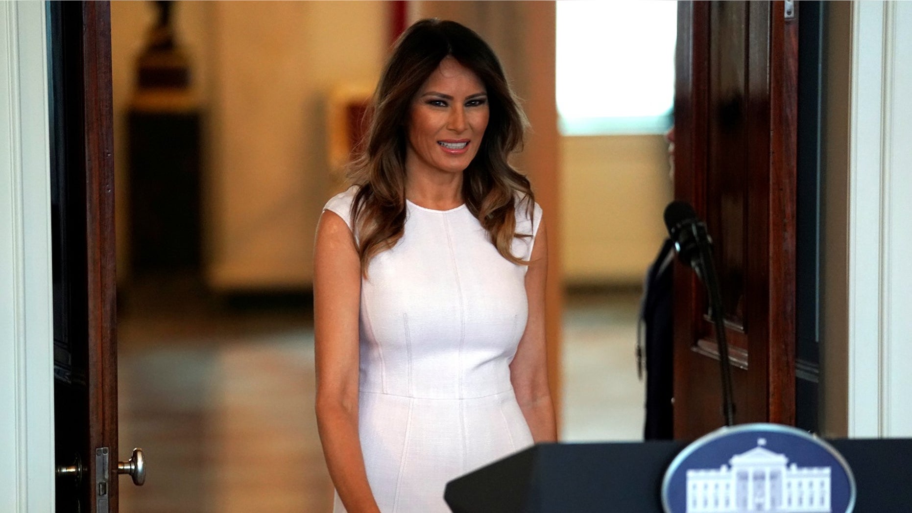 мелания трамп на пляже