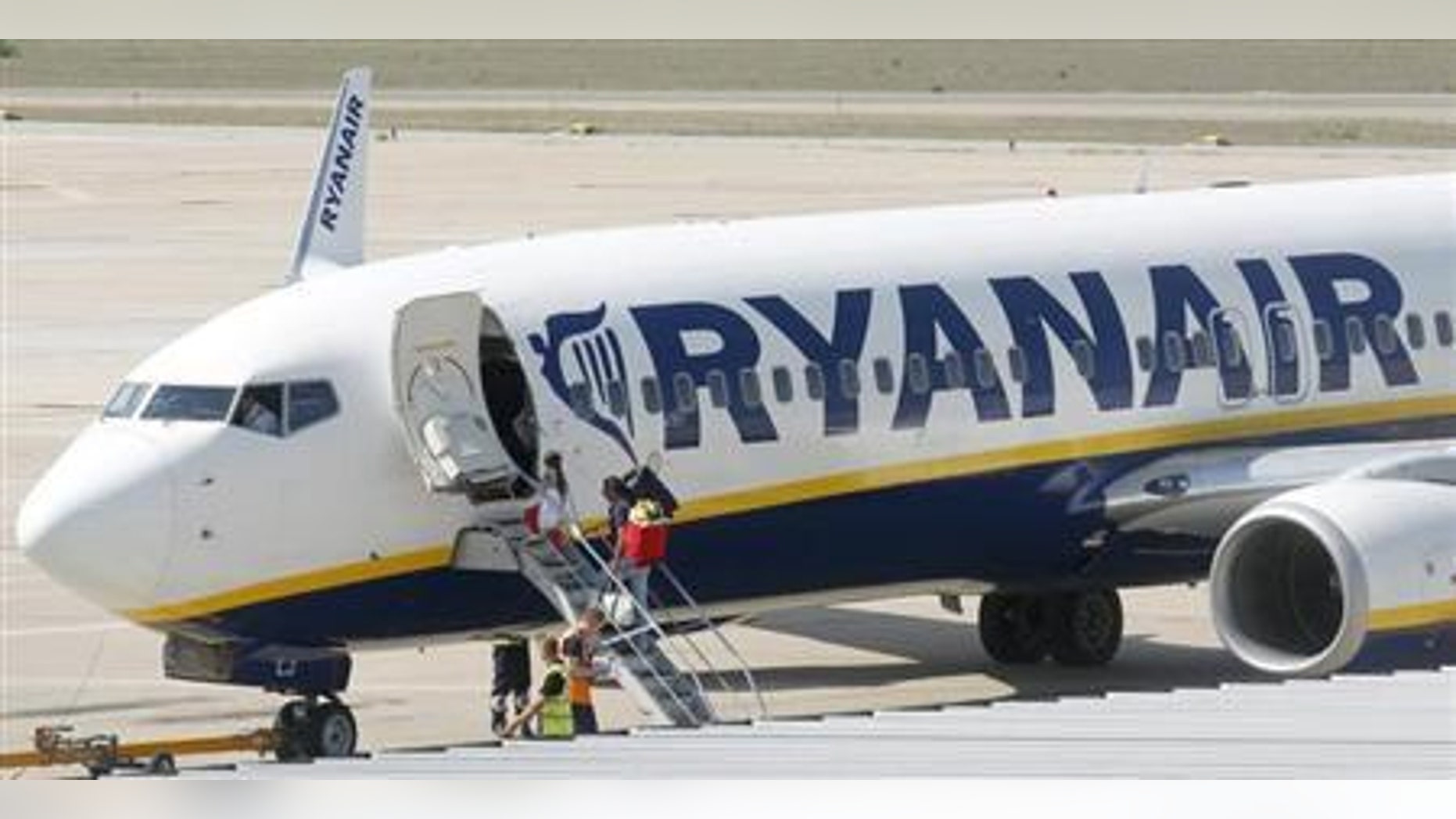 Ryanair ground crew left a shocking image for passengers at Dublin Airport last week.