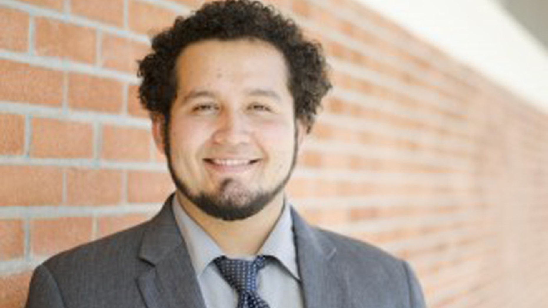 Salazar's story is inspiring, but some say student government leaders - illegal immigrants or not - should not be paid. (California-Mexicocenter.org)
