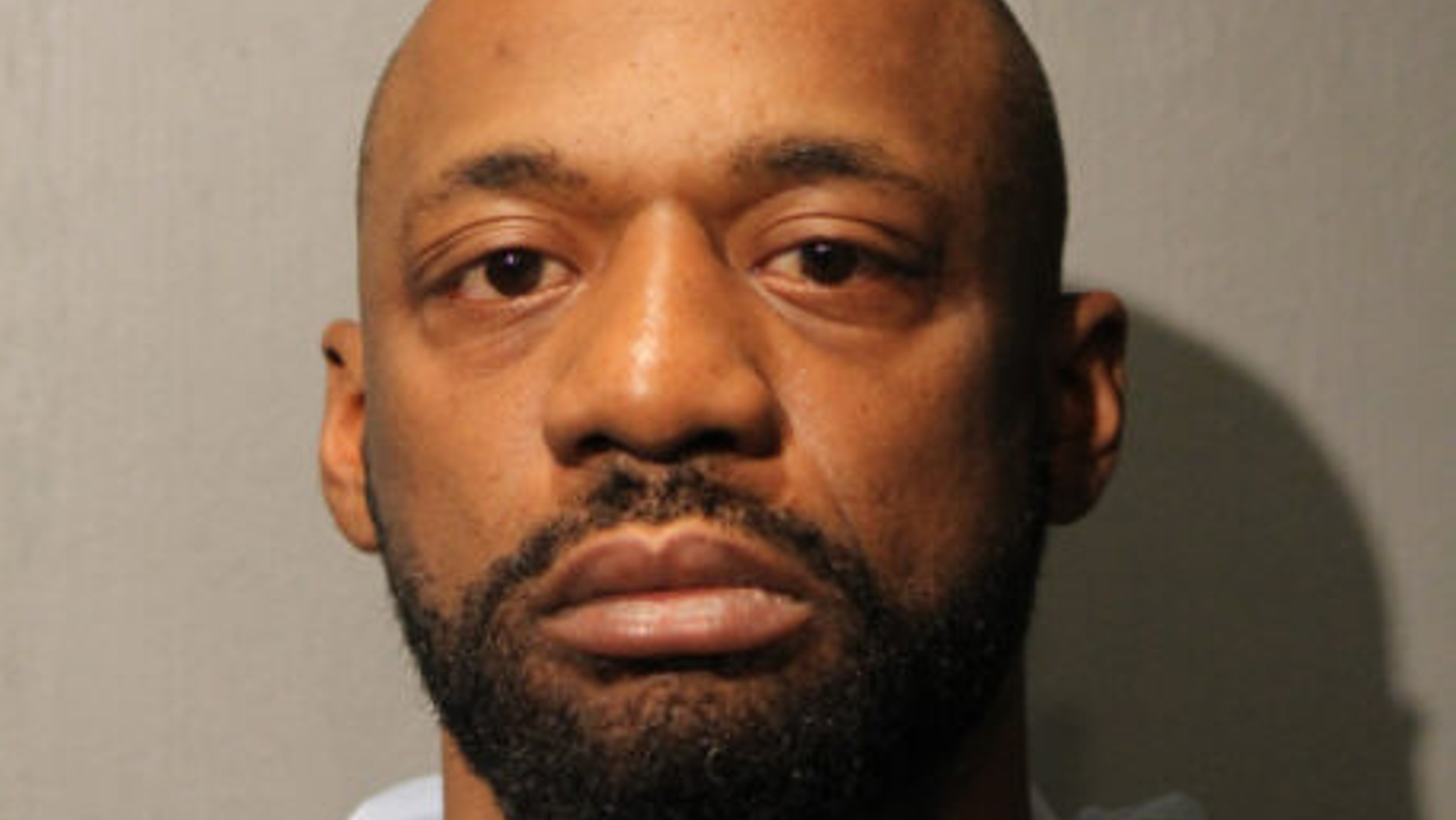 Shomari Legghette, who allegedly killed Chicago Police Cmdr. Paul Bauer, was reportedly let off easy on major 2007 parole violations.