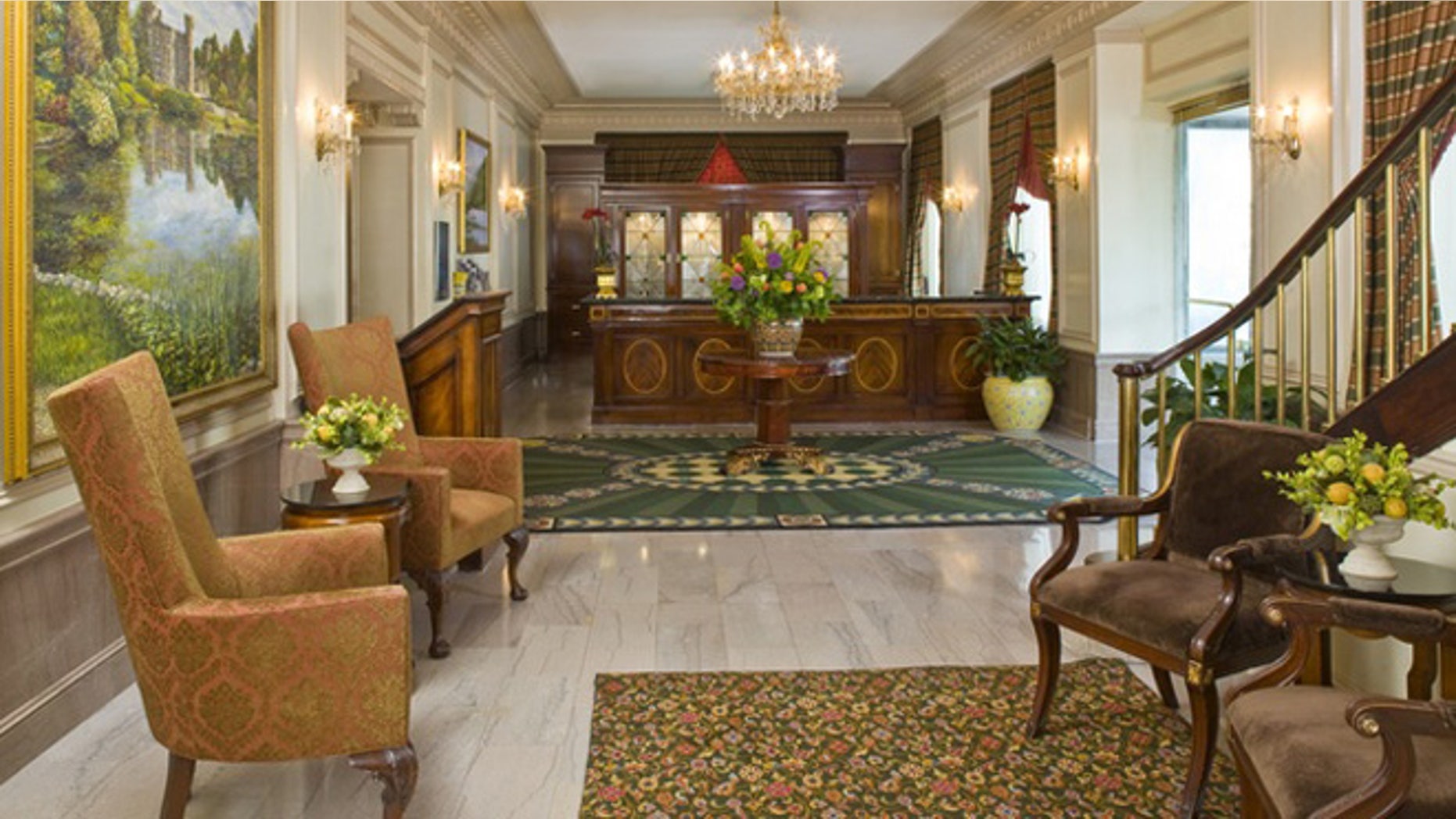 The lobby at the Phoenix Park Hotel.