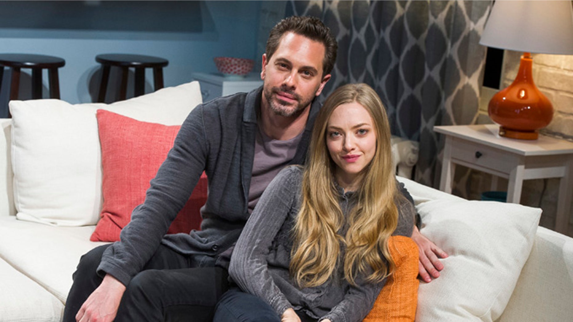 Amanda Seyfried and Thomas Sadoski got married by eloping.