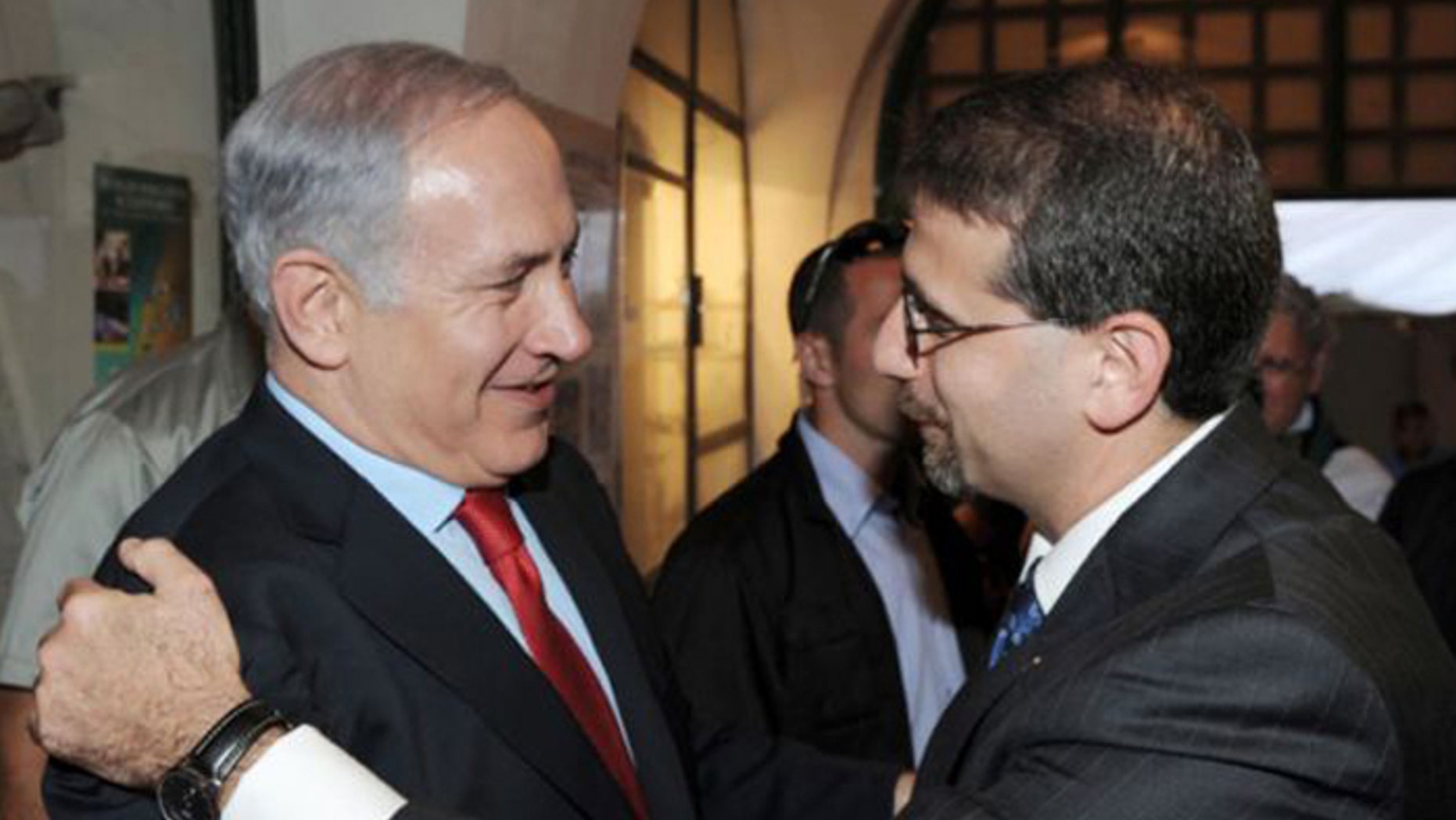 U.S. Ambassador to Israel Daniel Shapiro, (r.), is offering assurances to Israelis that America has her back. (Reuters)