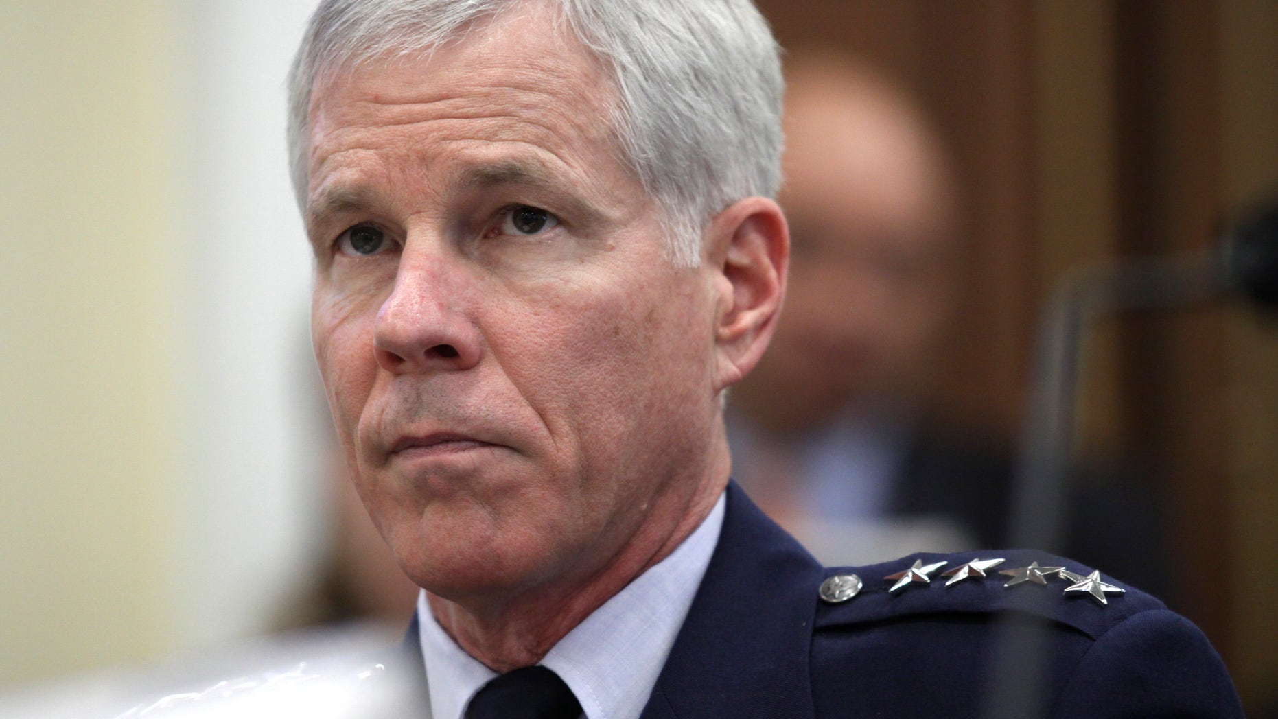 Gen. William Shelton, Comandante de la Fuerza Aerea de los EEUU, testifica en el capitolio.