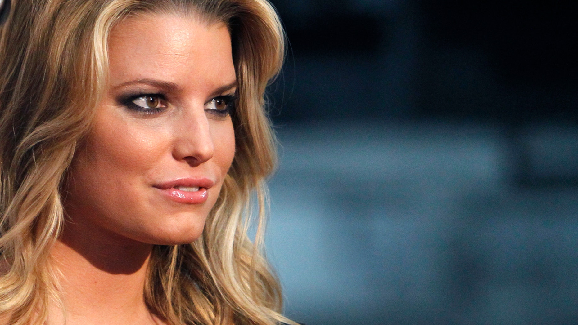 Jessica Simpson fans are concerned about the singer's definition of "business casual" after looking at a recent Instagram post.