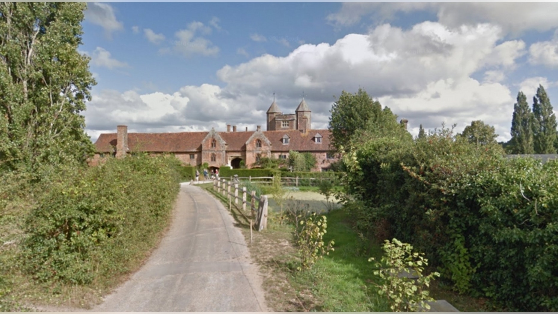 Alan Wright said he visited the Sissinghurst Castle Garden in September 2015 with his wife three months before she passed away.