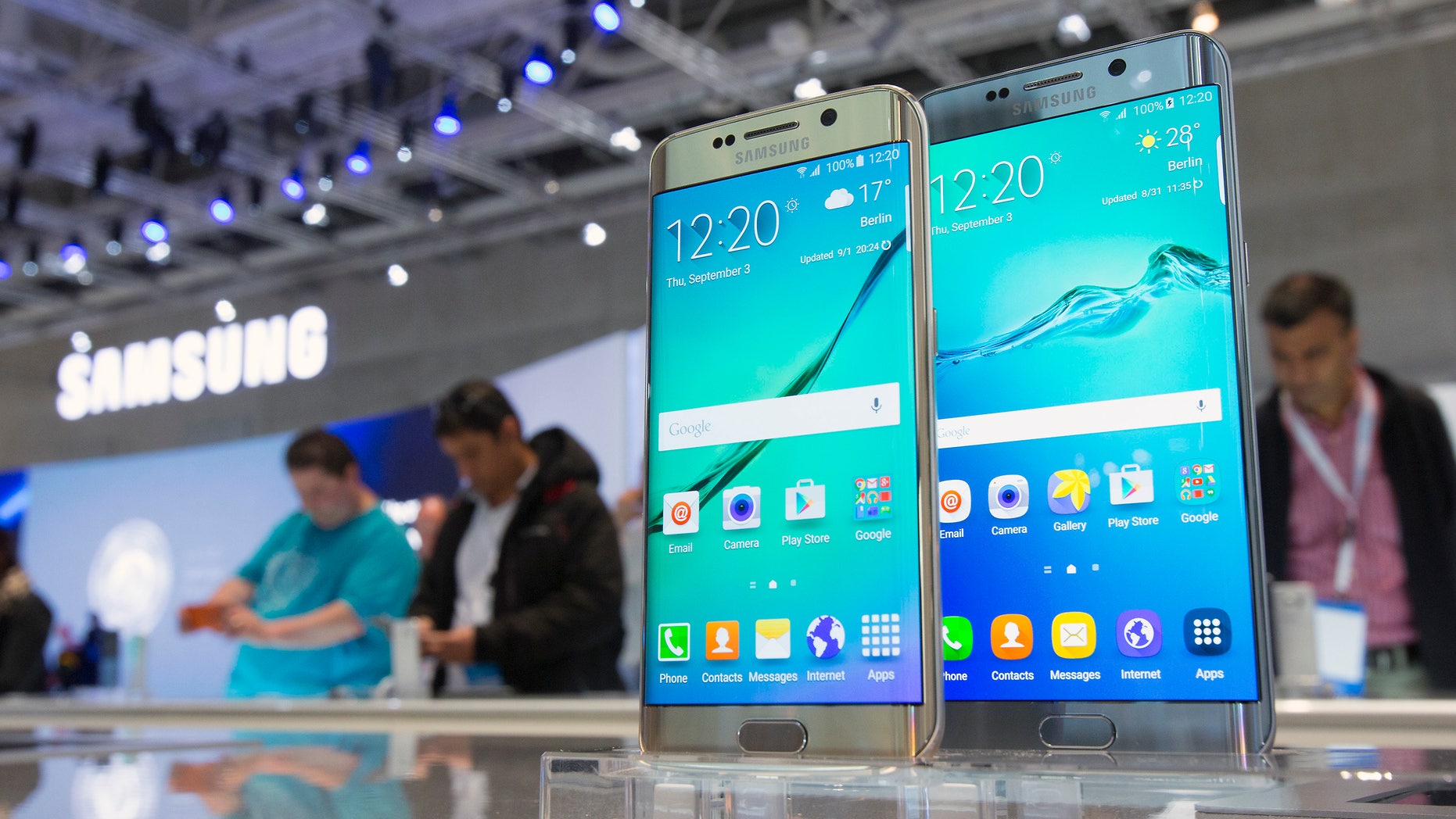 Samsung smartphones Galaxy S6 edge+ are pictured at the consumer electronics trade fair IFA in Berlin, Germany. (REUTERS/Hannibal Hanschke)