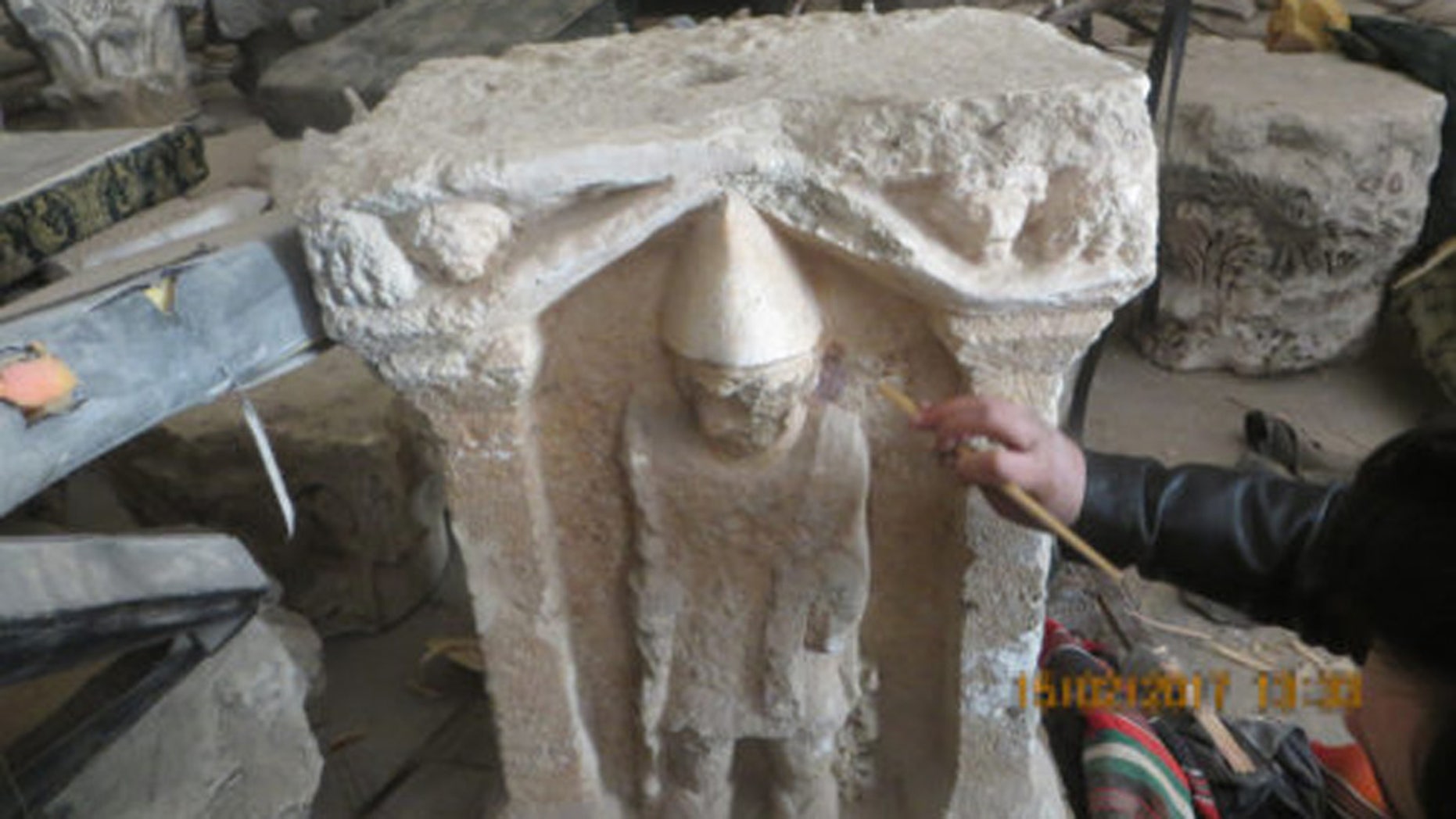 SmartWater being applied to historic stone ware (SmartWater Foundation)