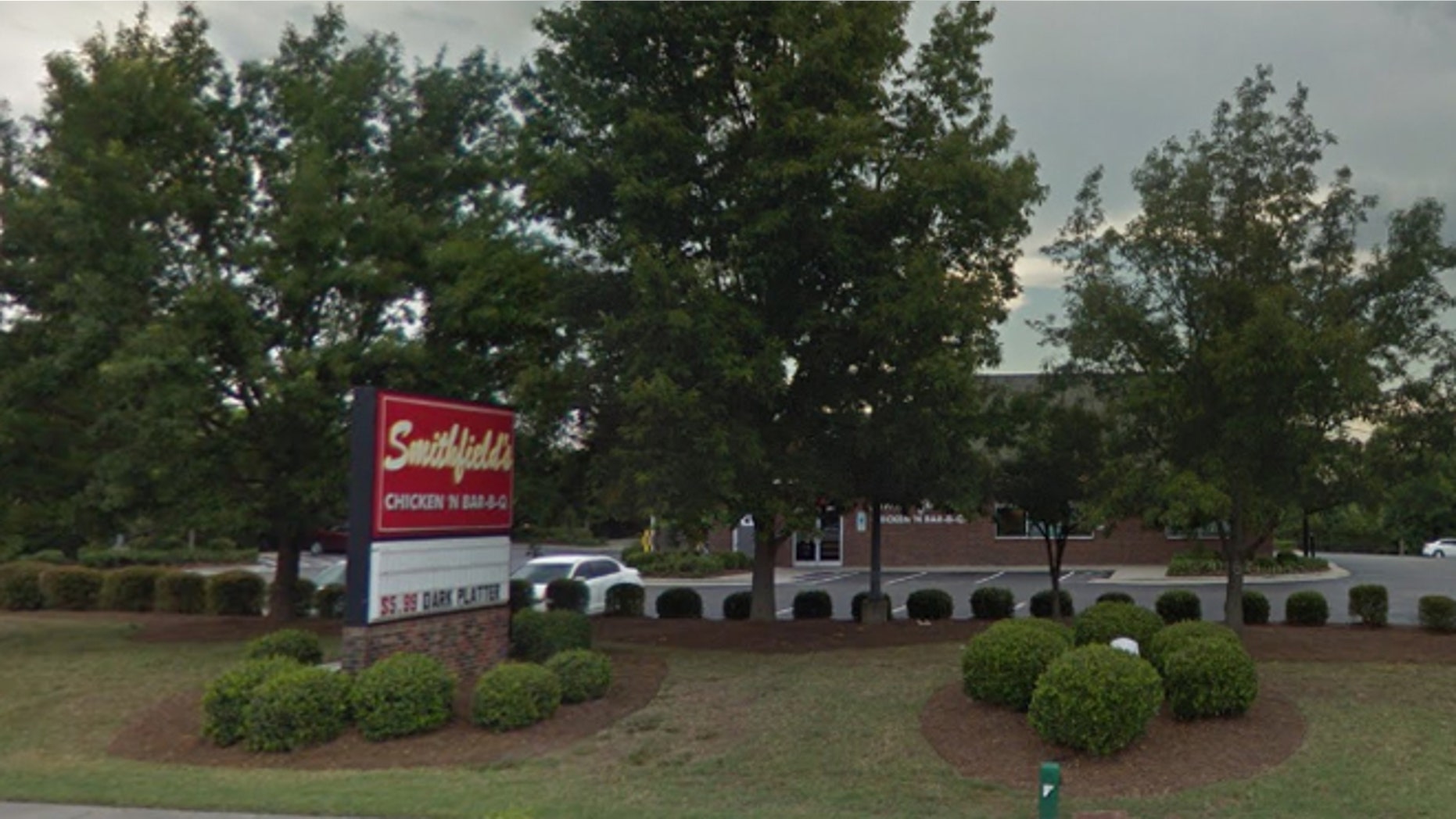The workers at a restaurant who were accused of singing an anti-cop rap song in front of officers didn't sing it, a North Carolina police chief says.