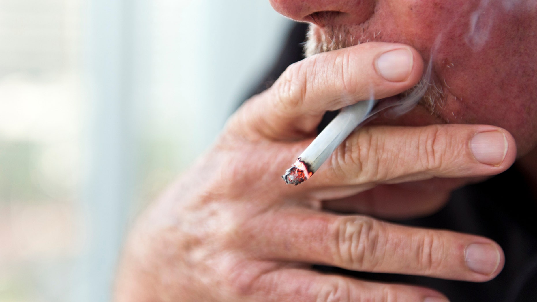 Smokers say that extra vacation time would be a great incentive to get them to give up cigarettes.