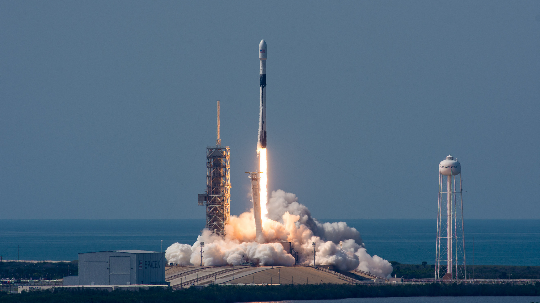 SpaceX’s first “Block 5” Falcon 9 rocket launches from NASA’s Kennedy Space Center on May 11, 2018. On May 24, President Donald Trump signed a new space policy directive that could ease regulations on SpaceX and other commercial spaceflight companies.
