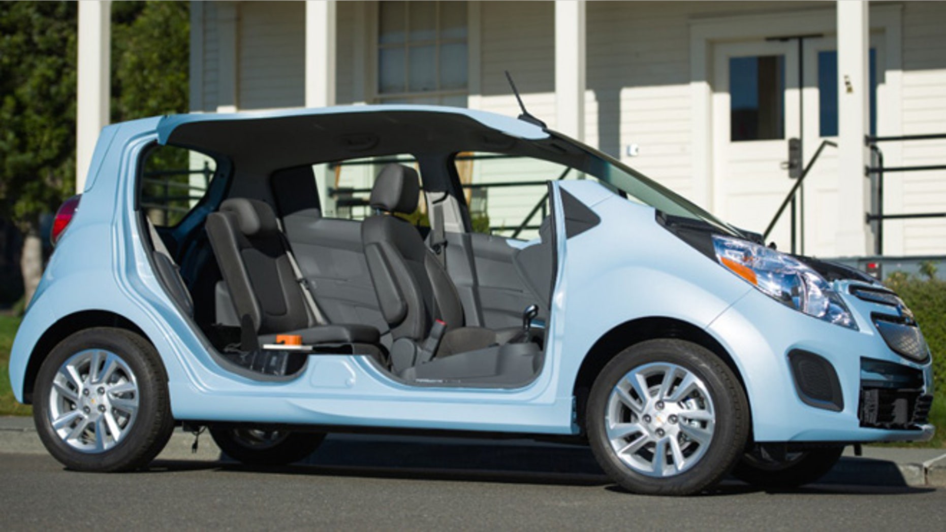 Chevrolet Spark EV cutaway