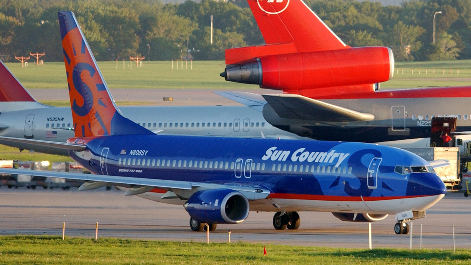 The Sun Country passengers scrambled to find other arrangements after the airline canceled the last of its flights from Los Cabos and Mazatlan for the entire season.