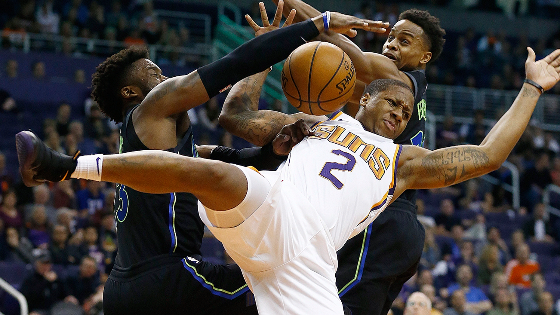 Suns guard Isaiah Canaan suffered a season-ending ankle injury Wednesday night against the Dallas Mavericks.