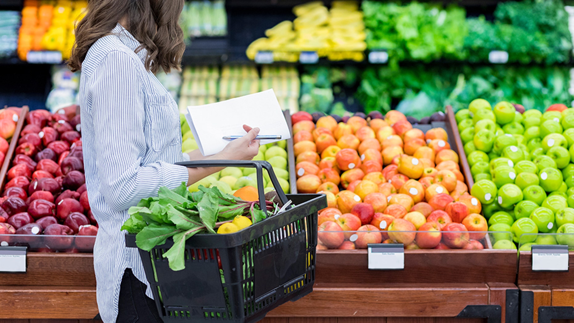 In a new study about food waste, researchers discovered that healthy people waste more food because they consume more fruits and vegetables.