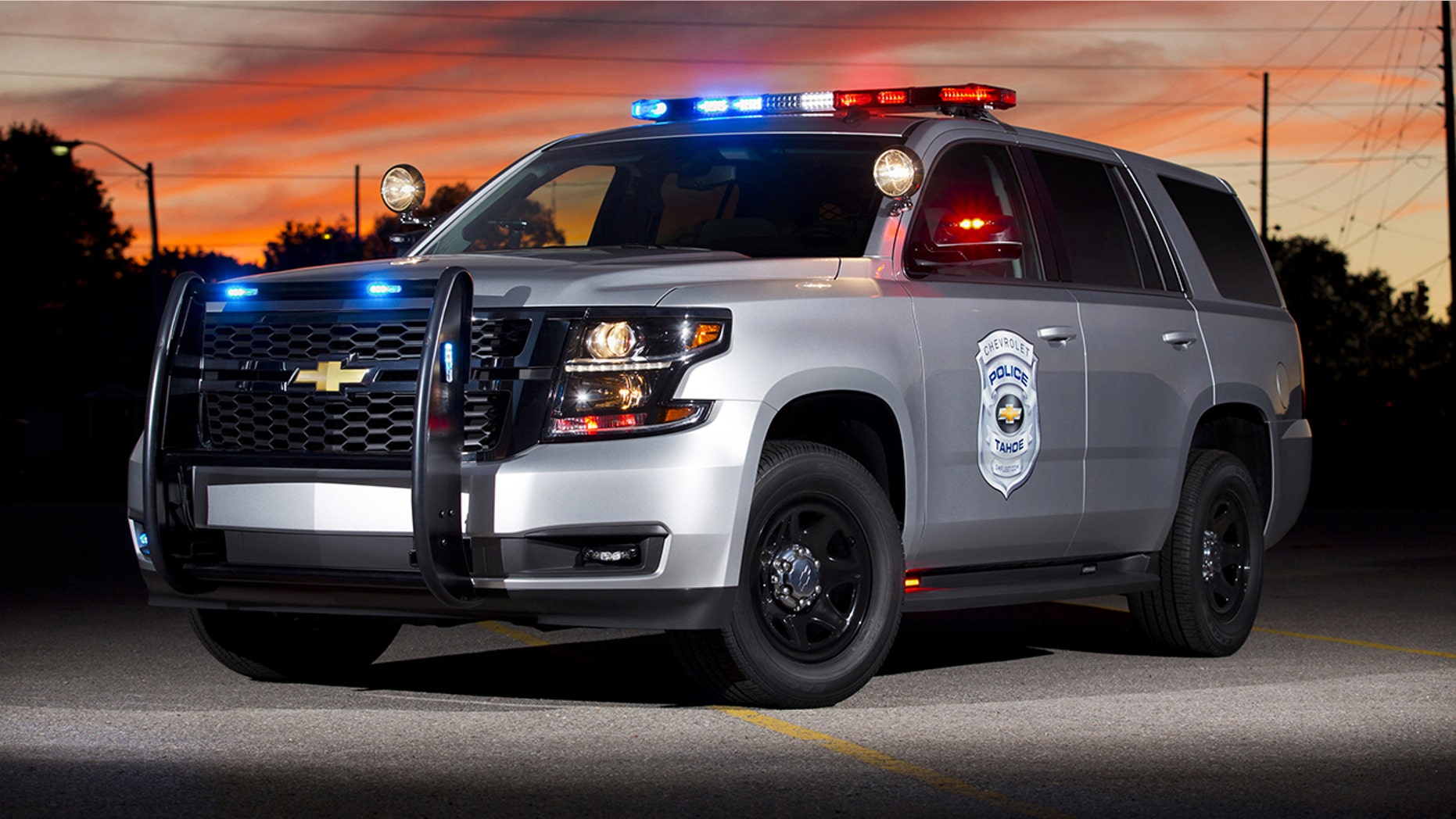 In 2015, the Tahoe police lineup will expand with the addition of an automatic 4WD pursuit vehicle to the existing 2WD pursuit and 4WD special service models.