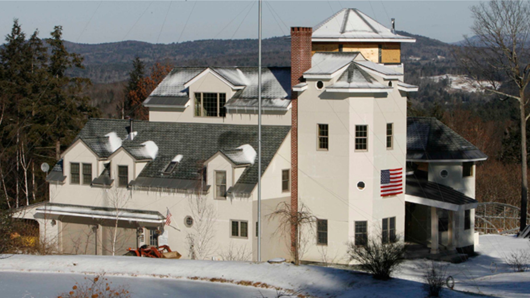 FILE 2007: After an auction to empty chairs in August, marshals in New Hampshire are attempting to regroup and hire a professional auctioneer and the officials in the two towns owed substantial back taxes on the properties are more frustrated than ever.