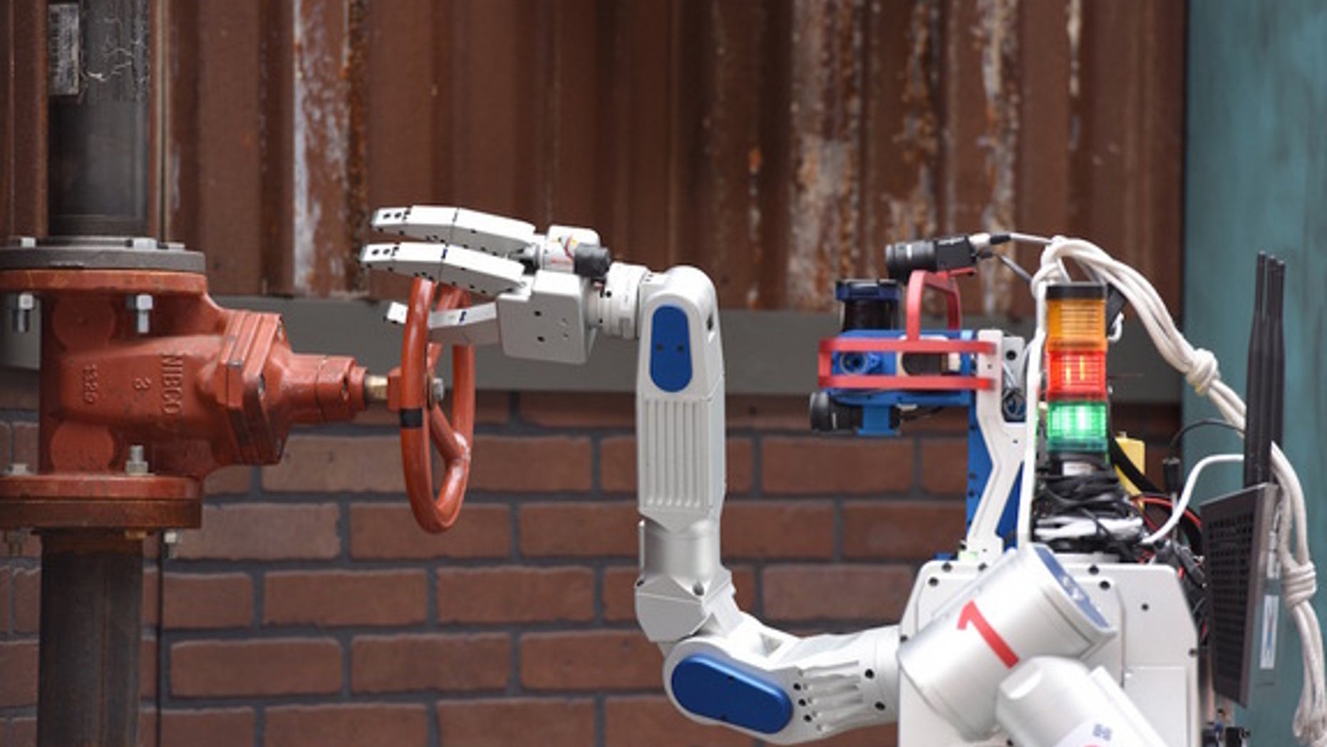The robot from South Korean Team KAIST swept the field at the DARPA Robotics Challenge, successfully completing all tasks in the least amount of time.