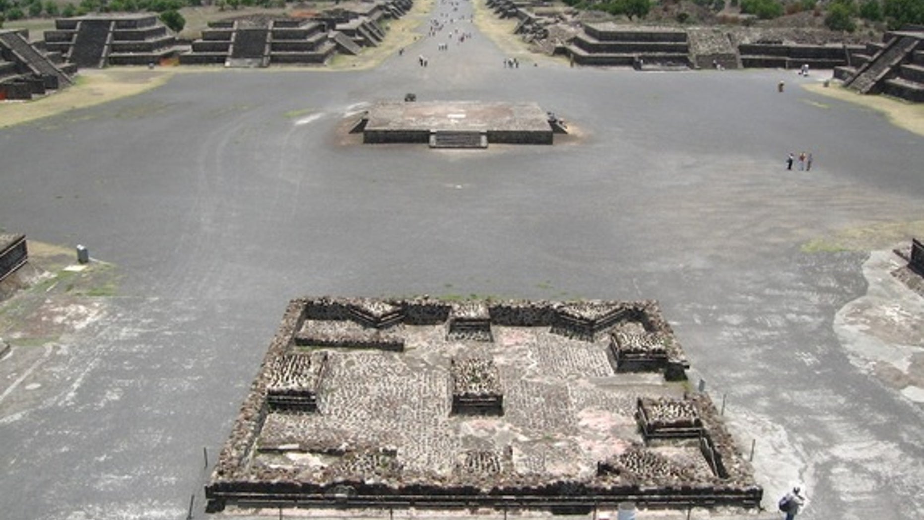 The Avenue of the Dead in the ancient city of Teotihuacan gives a sense of this Mesoamerican cultural center's enormous monuments.