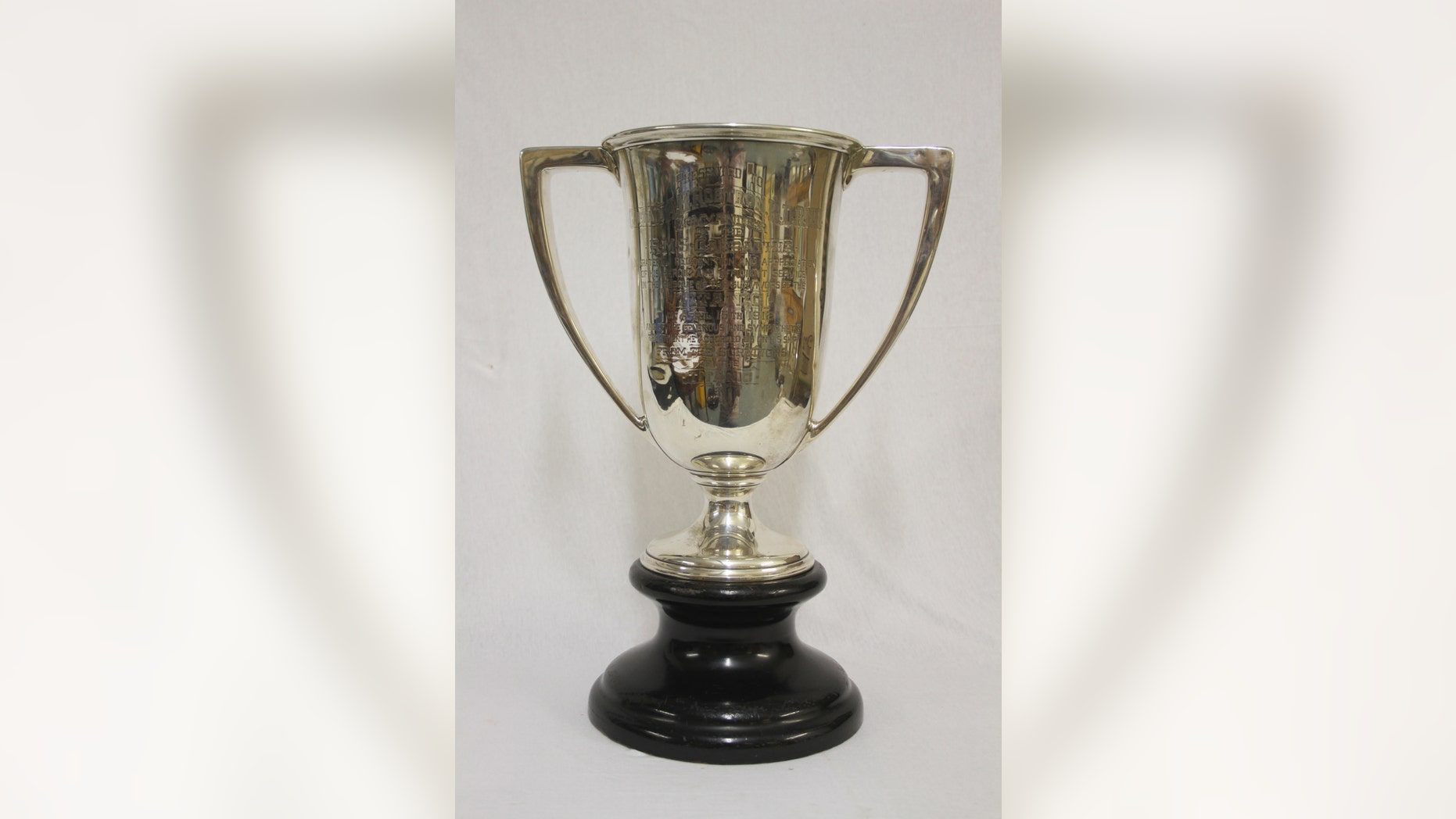Sterling silver loving cup presented by Titanic survivor Molly Brown to the captain of rescue ship Carpathia (Henry Aldridge & Son).