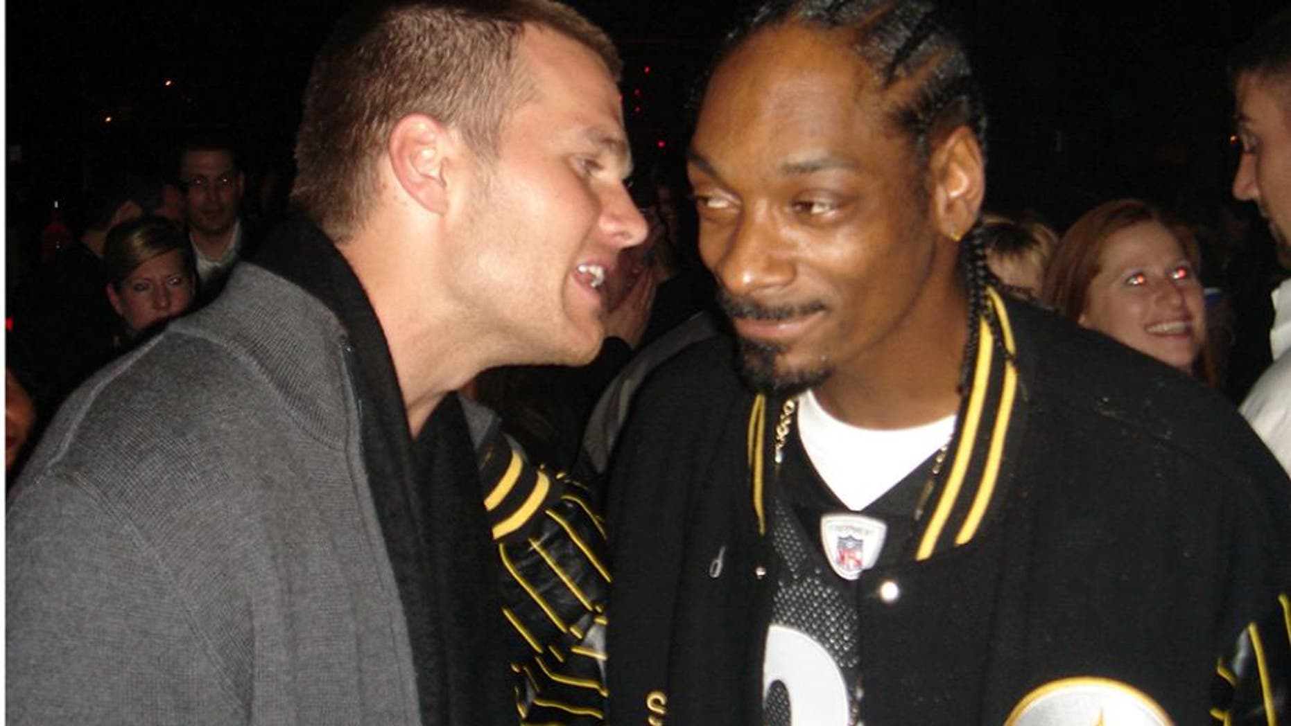 Tom Brady and Snoop Dogg (Photo by Lori Levine/Getty Images)