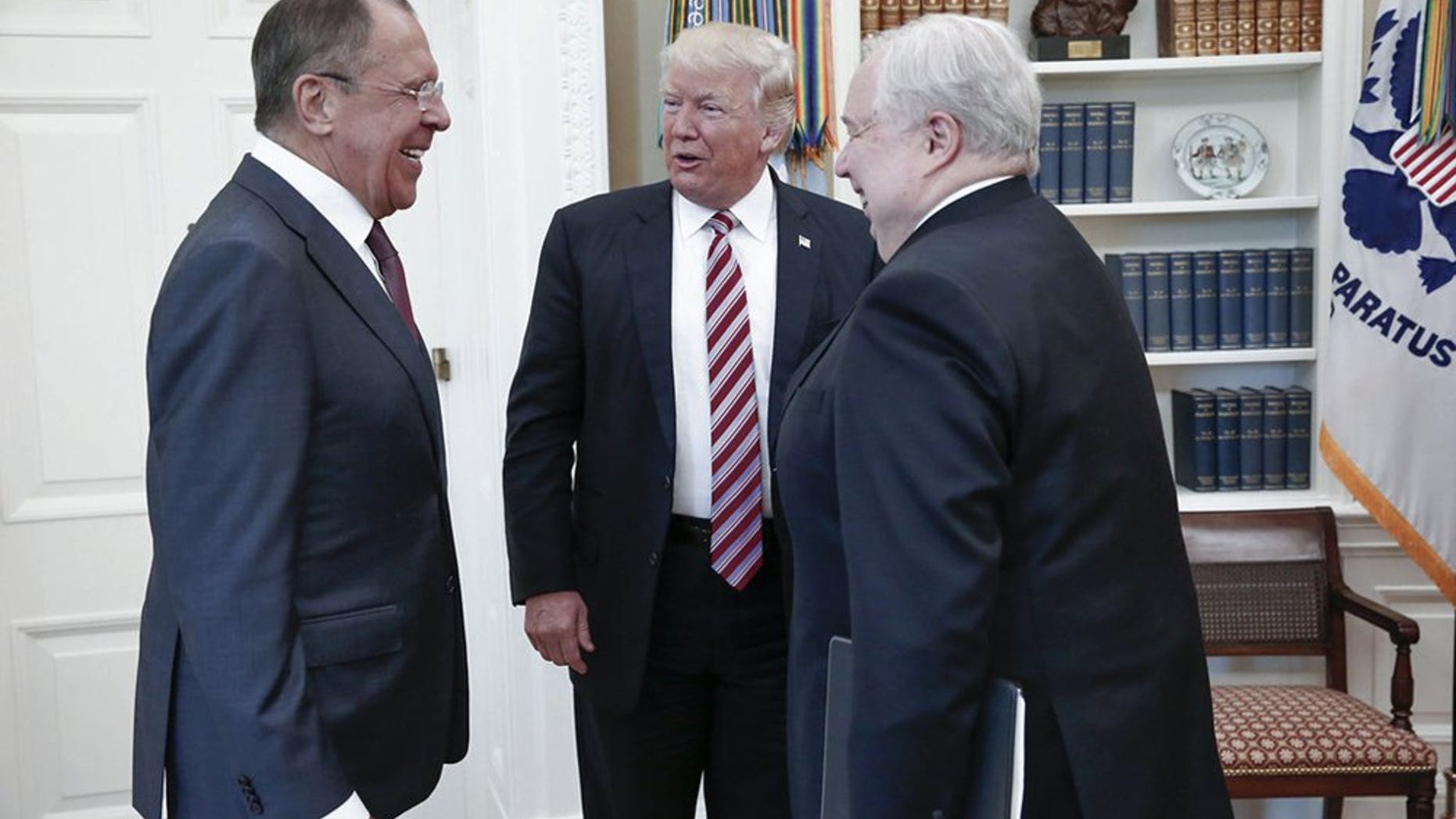 Kislyak, at right, meets with President Trump and Russian Foreign Minister Sergey Lavrov.
