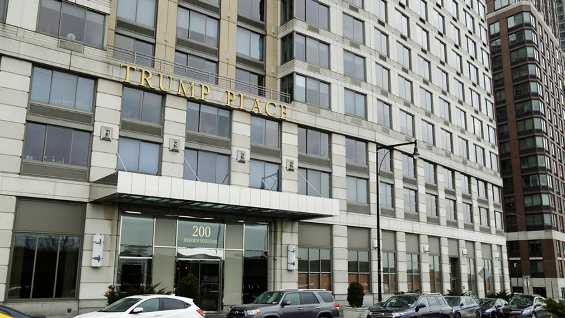 A New York condominium can remove the Trump name on its front, a judge ruled Thursday