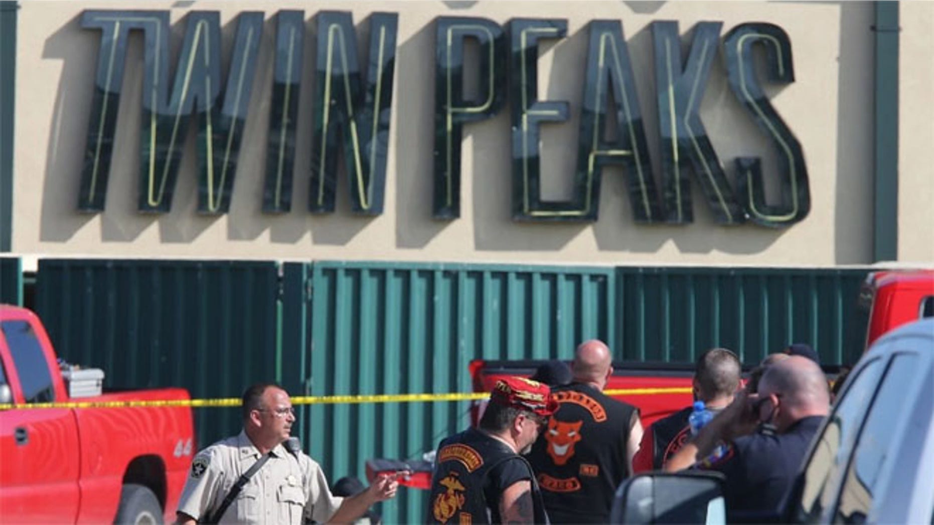 Violence at a Waco Twin Peaks restaurant left 9 gang members dead and injured 18 others.