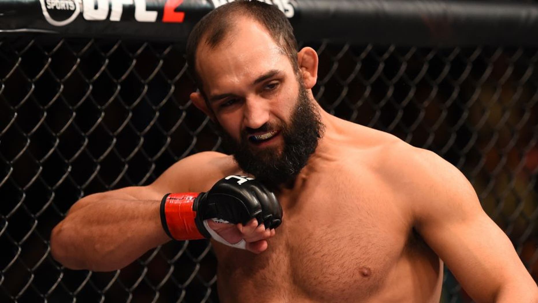 LAS VEGAS, NV - FEBRUARY 06: Johny Hendricks prepares to fight Stephen Thompson in their welterweight fight during the UFC Fight Night event at MGM Grand Garden Arena on February 6, 2016 in Las Vegas, Nevada. (Photo by Josh Hedges/Zuffa LLC/Zuffa LLC via Getty Images)