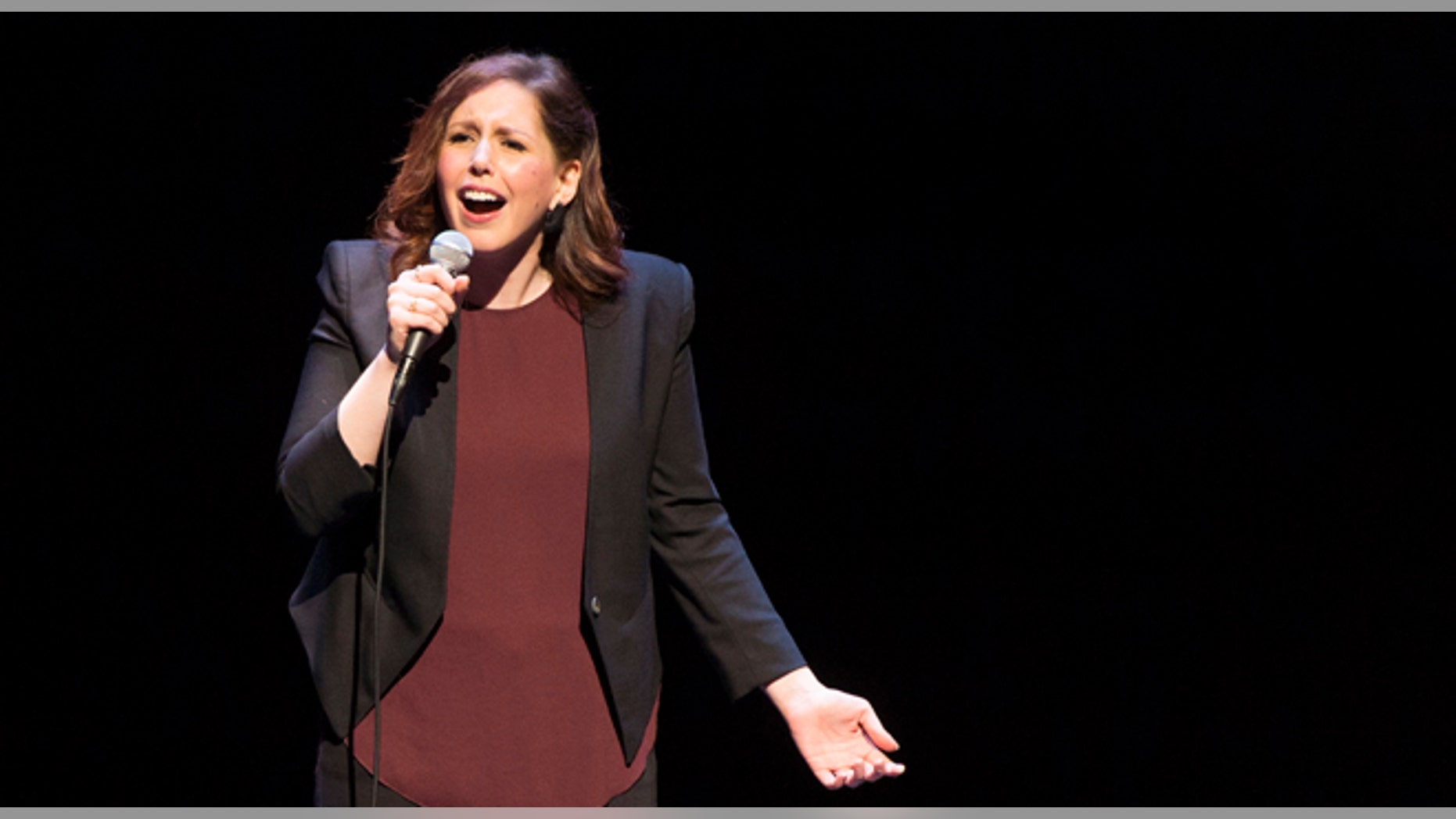 Vanessa Bayer has announced she's leaving 'SNL'