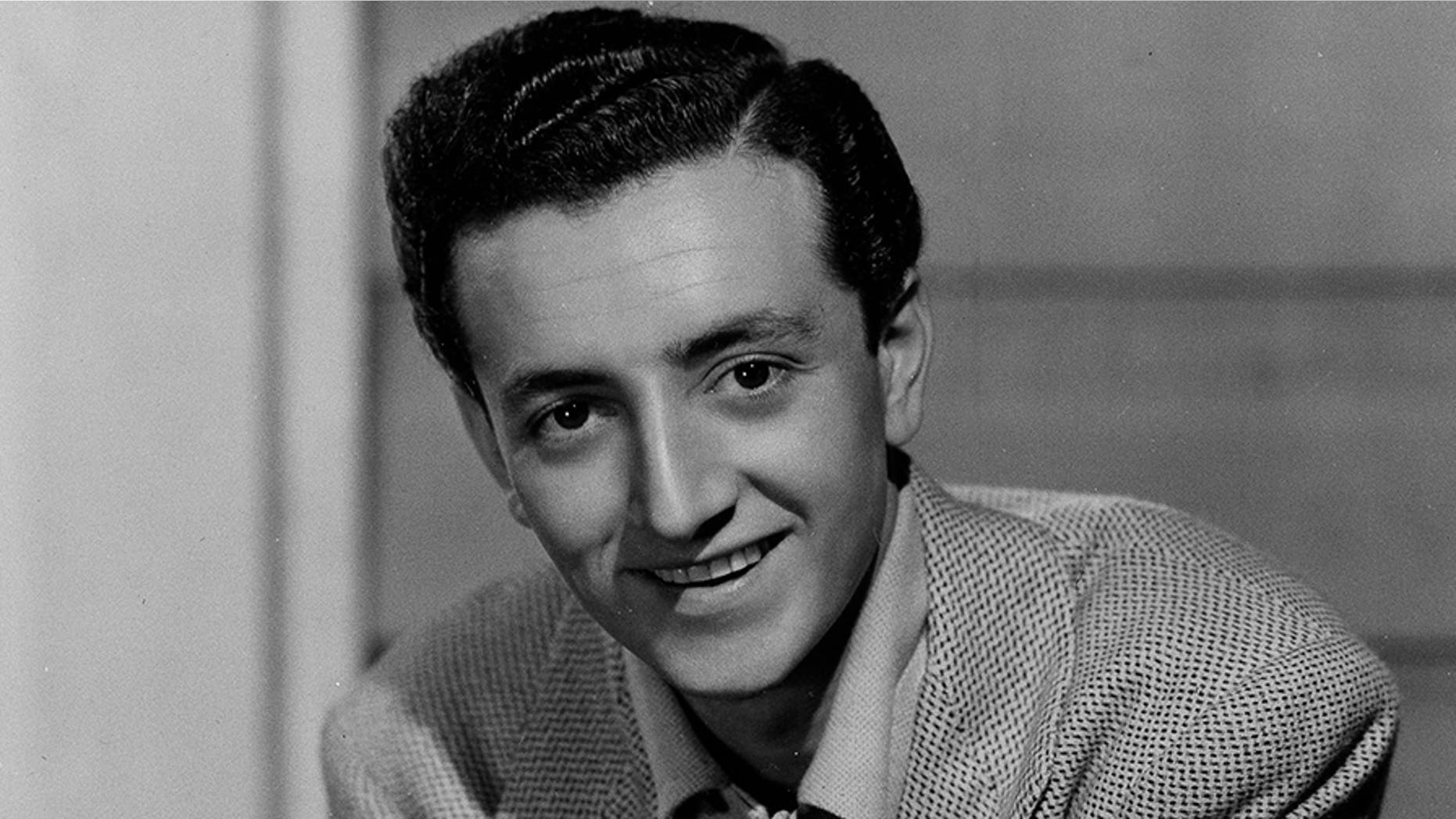 Best known for hits "You're Breaking My Heart" and "On the Street Where You Live," Damone made over 2,500 recordings.