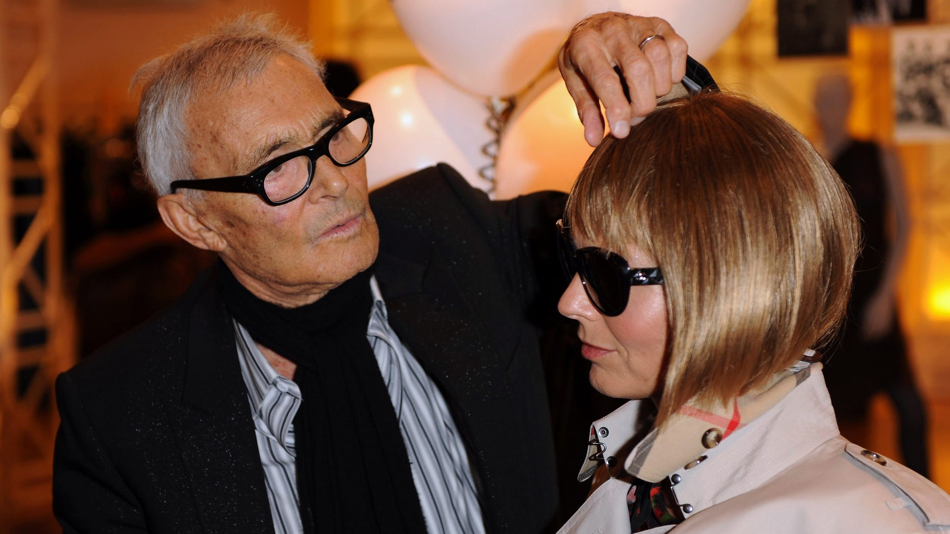 LONDON, ENGLAND - SEPTEMBER 08: Vidal Sassoon attends his autobiography signing with an Anna Wintour lookalike at Selfridges department store on September 8, 2010 in London, England. (Photo by Ian Gavan/Getty Images)