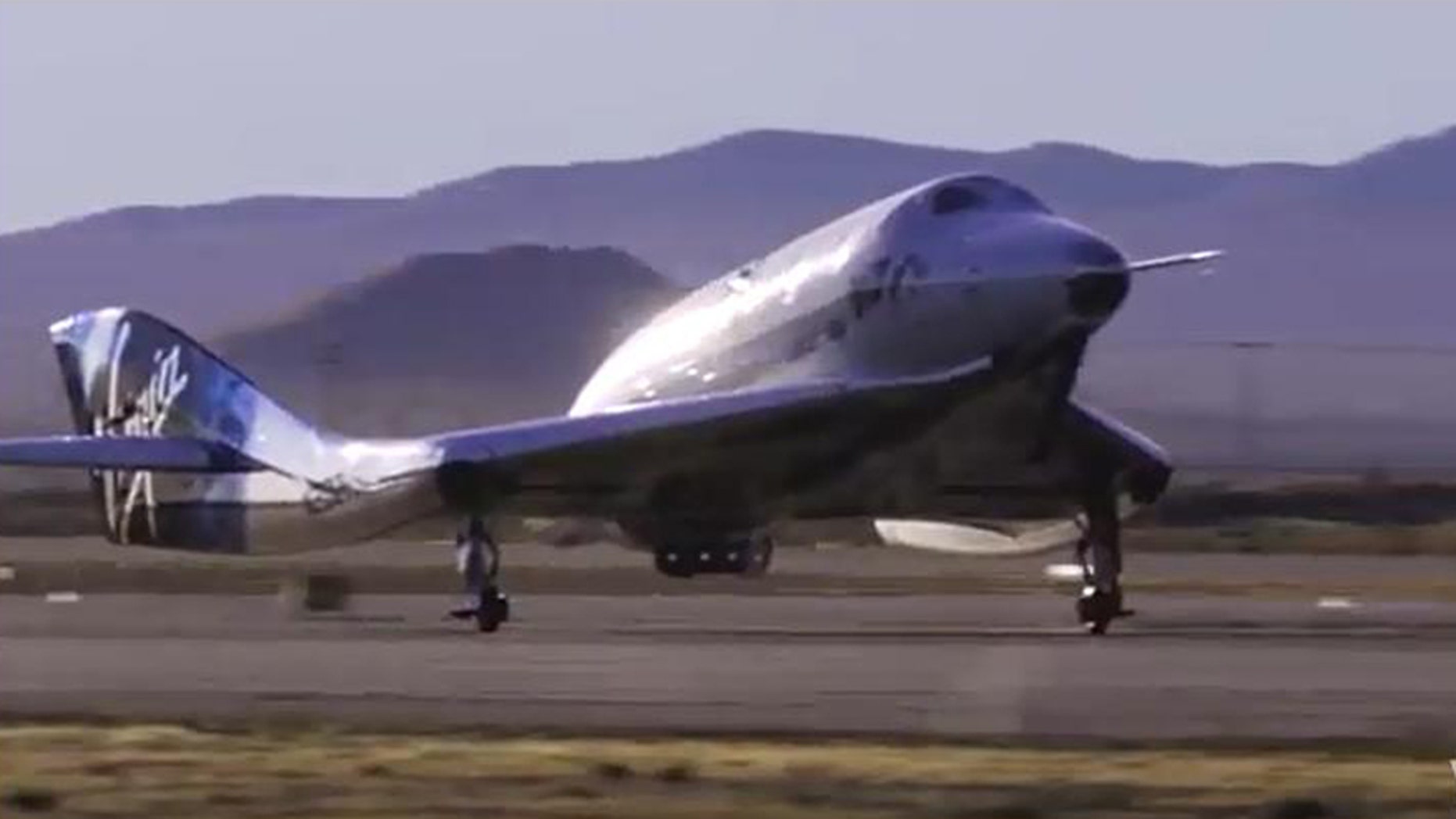 Virgin Galactic's VSS Unity Spaceship Makes 1st Solo Glide Flight | Fox ...