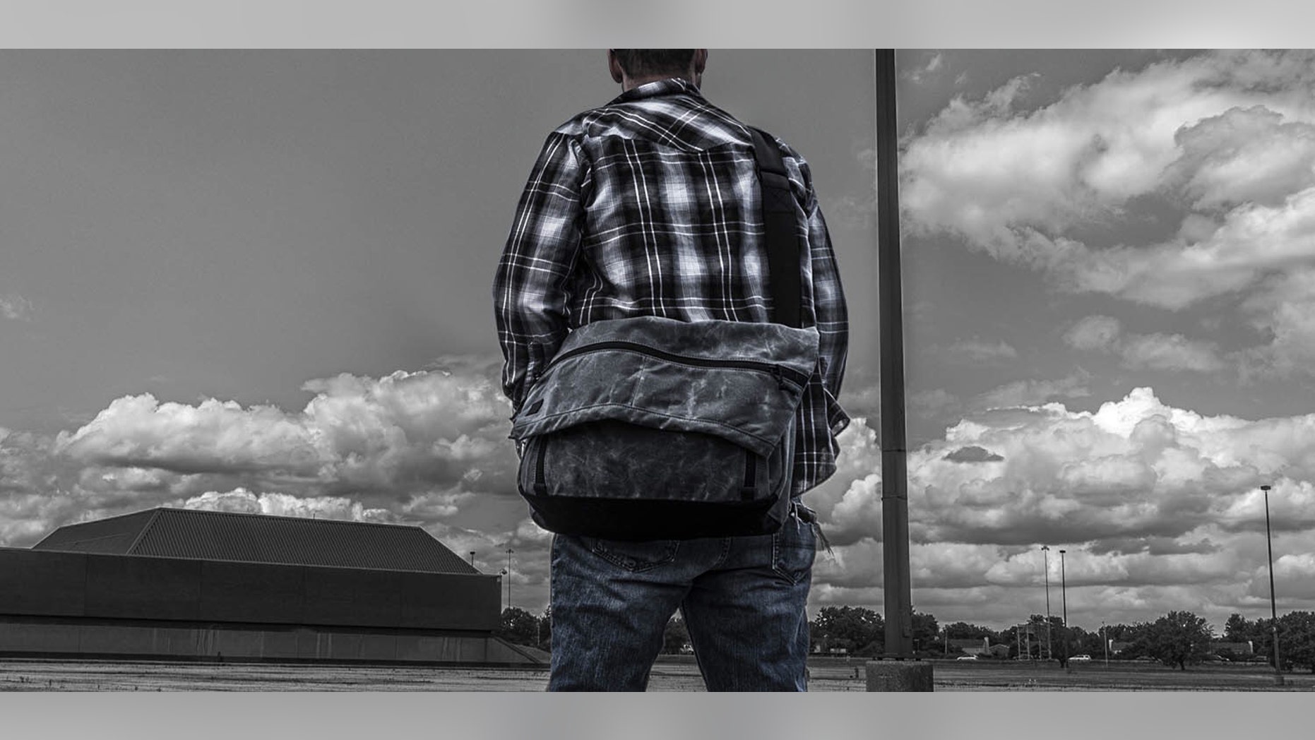 Grey Ghost Wanderer messenger bag (Grey Ghost).