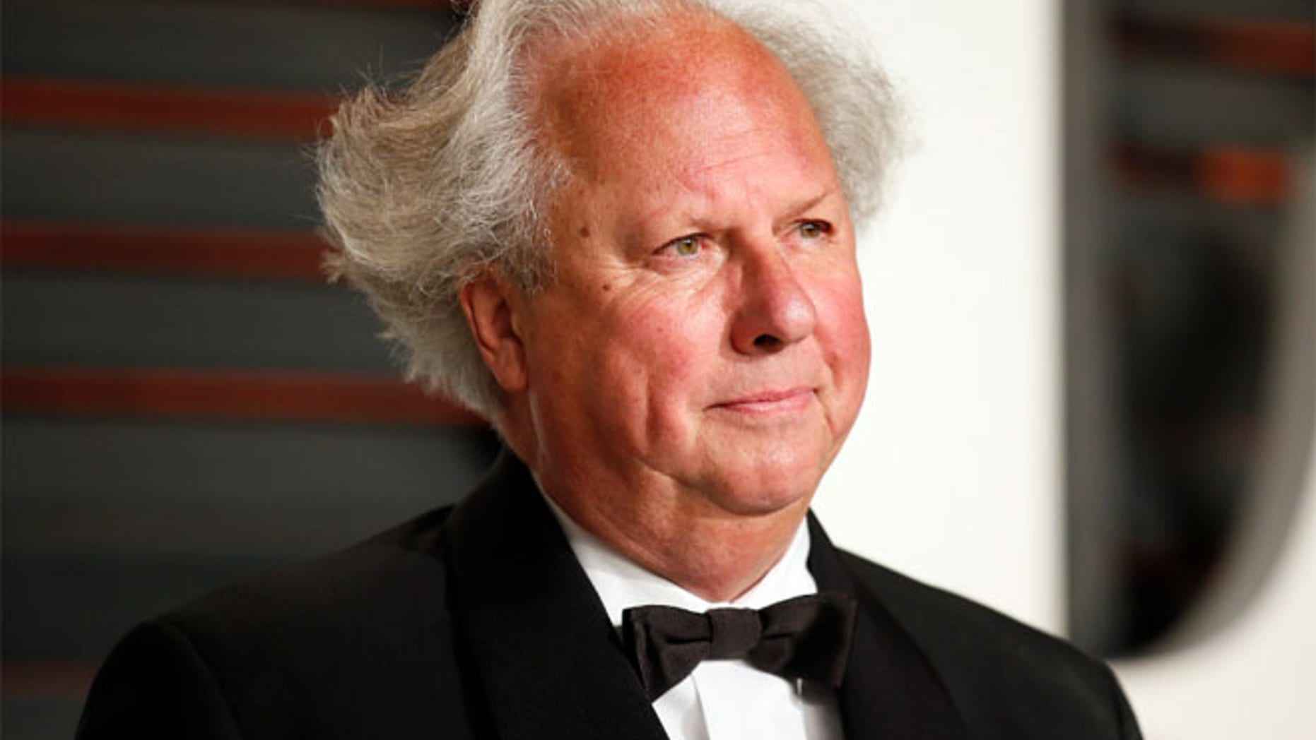 Editor and Chief of Vanity Fair Graydon Carter arrives at the 2015 Vanity Fair Oscar Party in Beverly Hills.
