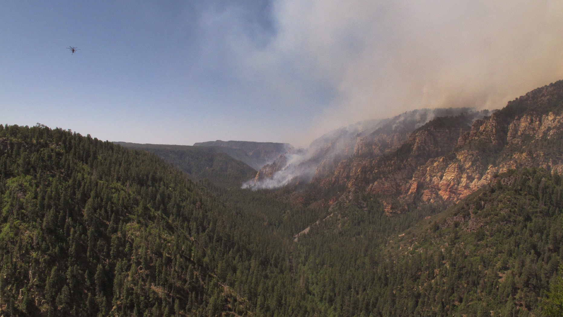 May 21, 2014: A wildfire burning in Oak Creek Canyon in northern Arizona has forced people out of the popular recreation area.