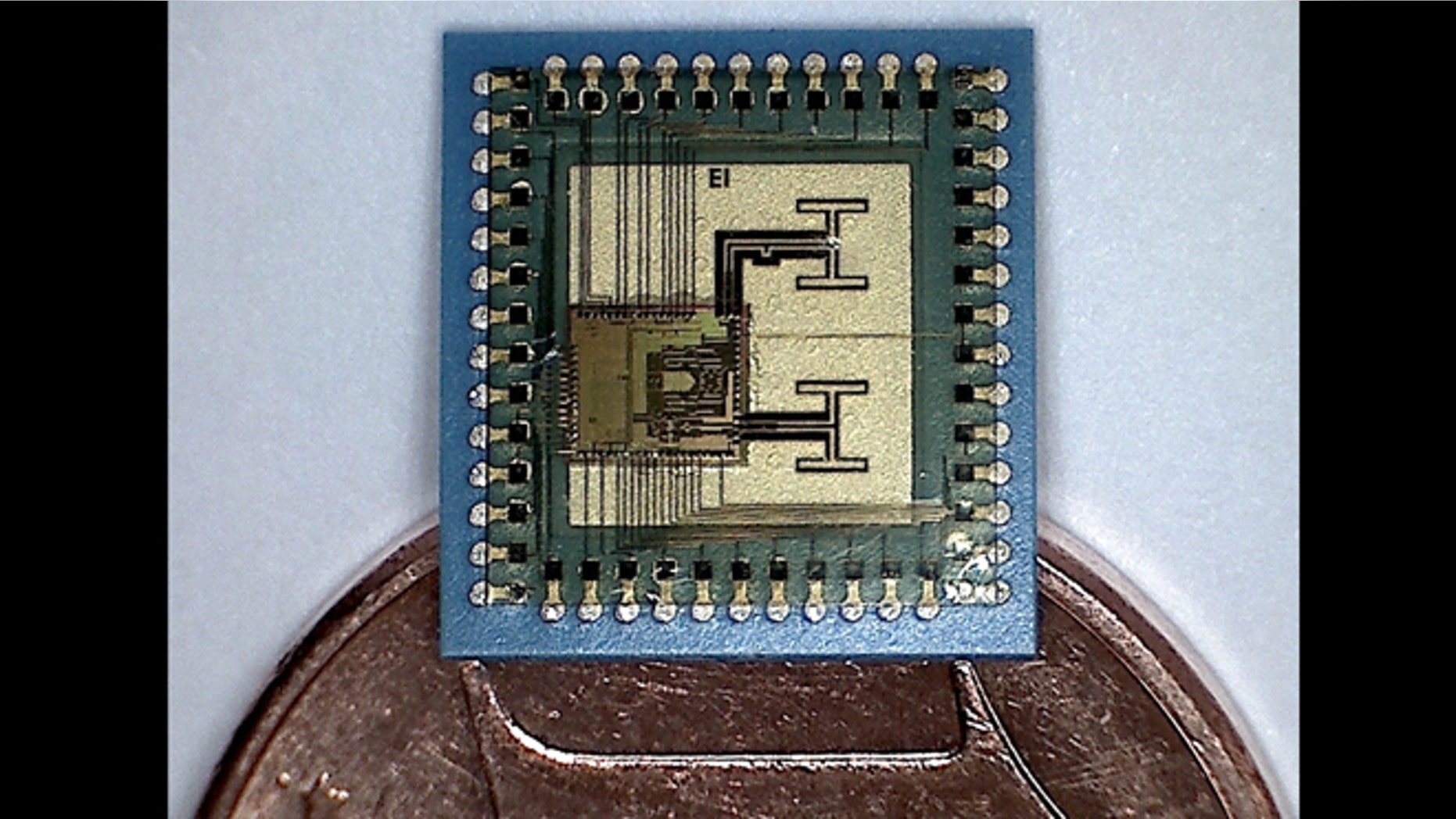A tiny, 122-MHz radar system recently squeezed onto a microchip by a European consortium.
