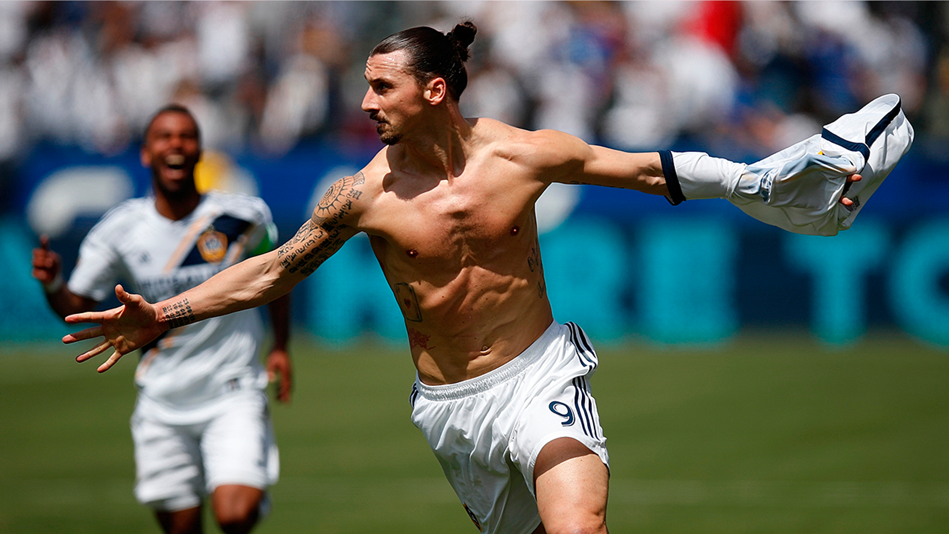 Los Angeles Galaxy's Zlatan Ibrahimovic, of Sweden, celebrates his debut goal during the second half of an MLS soccer match against the Los Angeles FC Saturday, March 31, 2018, in Carson, Calif. The Galaxy won 4-3.