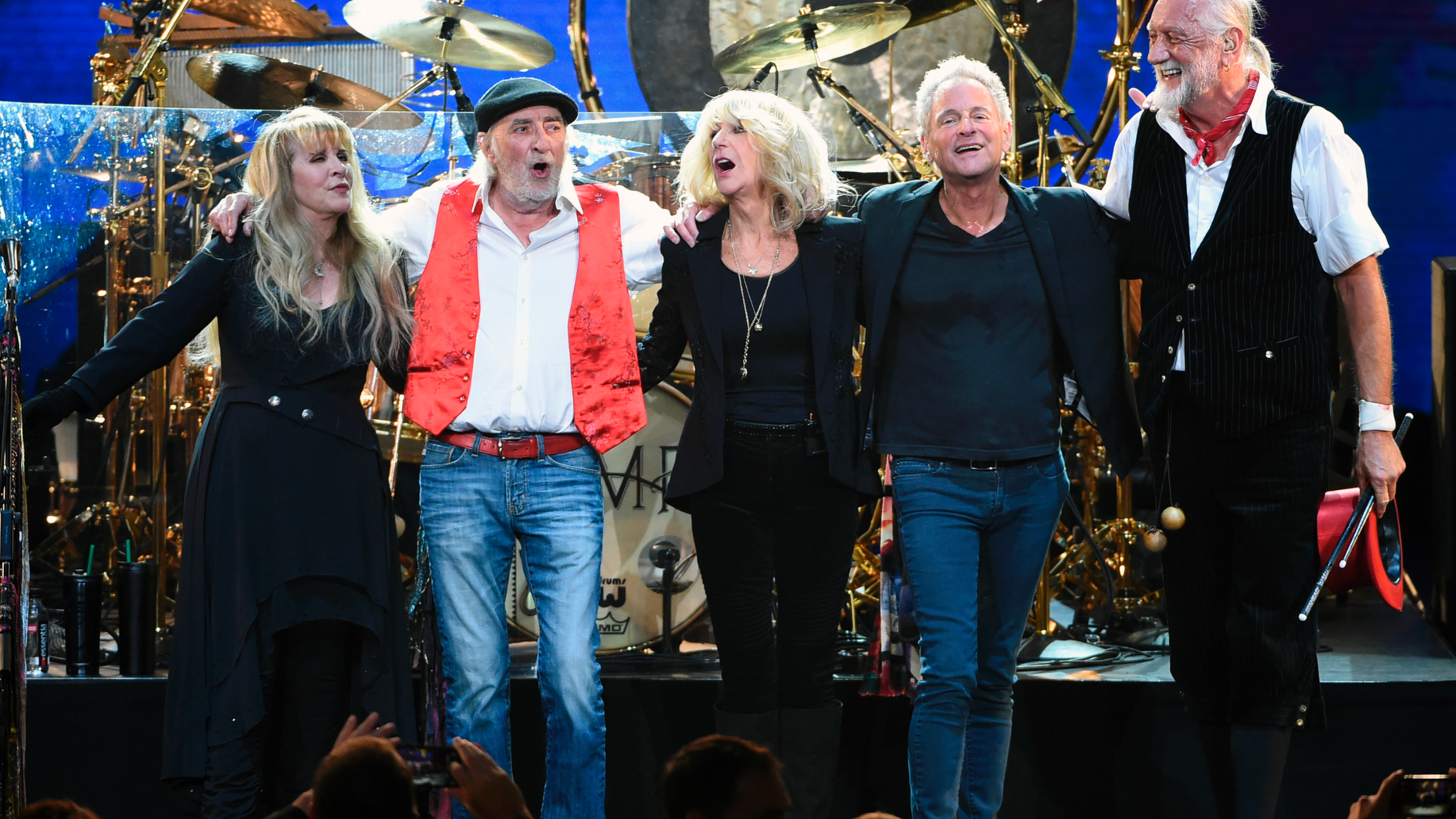 Fleetwood mac has officially disputed the lawsuit against them by Lindsey Buckingham.
