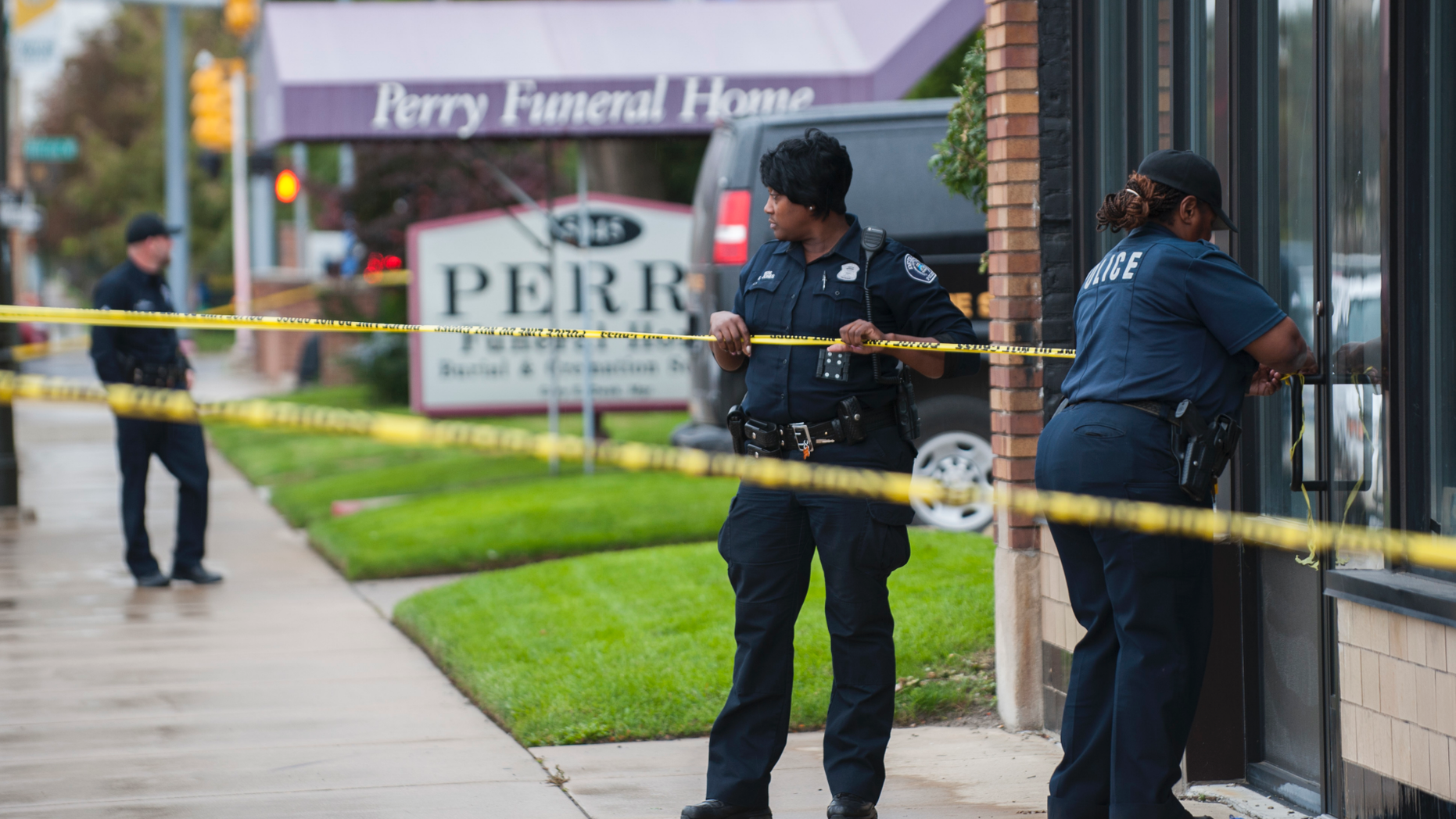 Remains of fetuses and infants found at second Detroit funeral home
